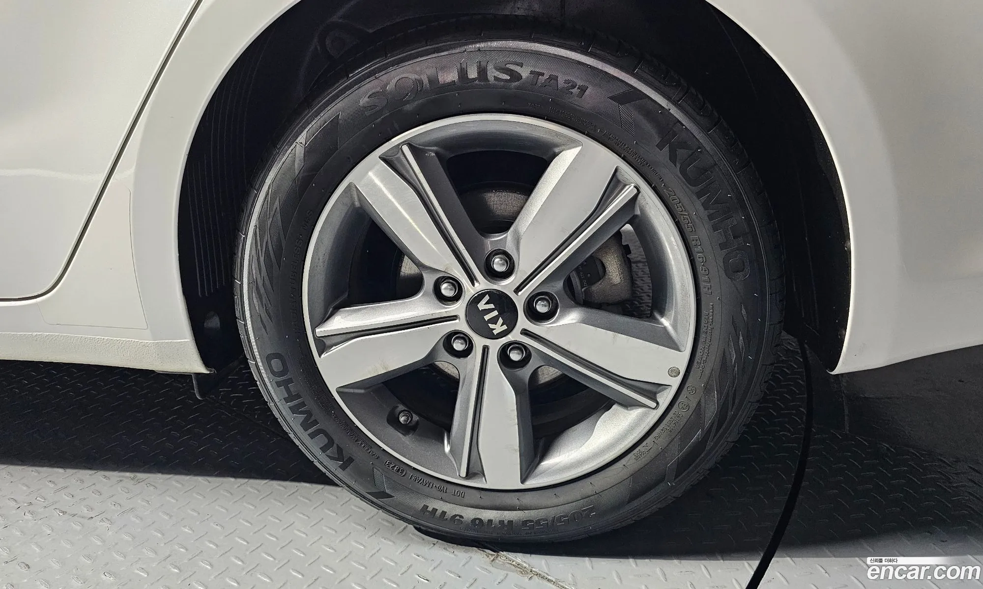 Kia K3 2016 — 8