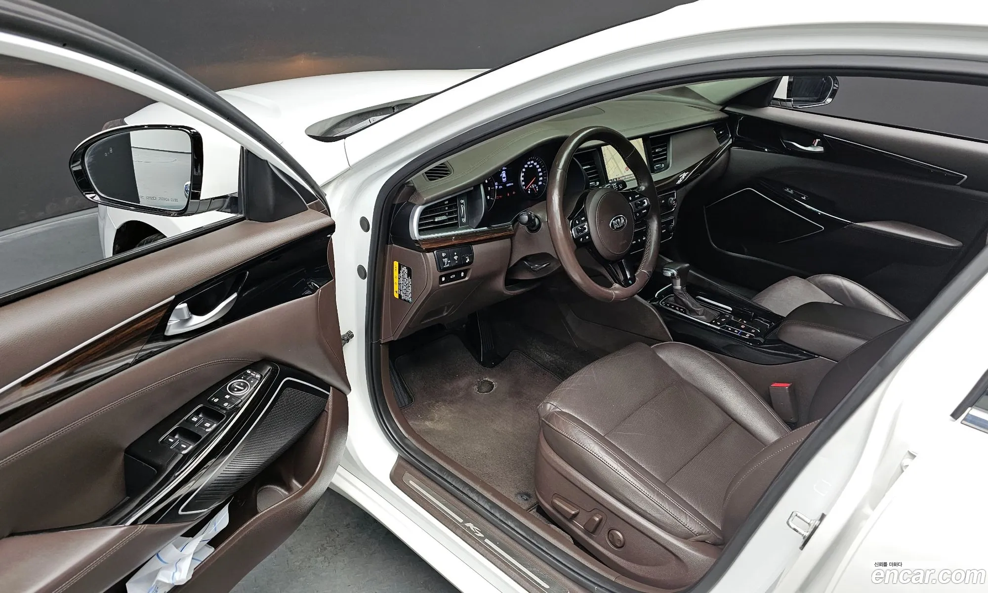 Kia K7 2018 — 18