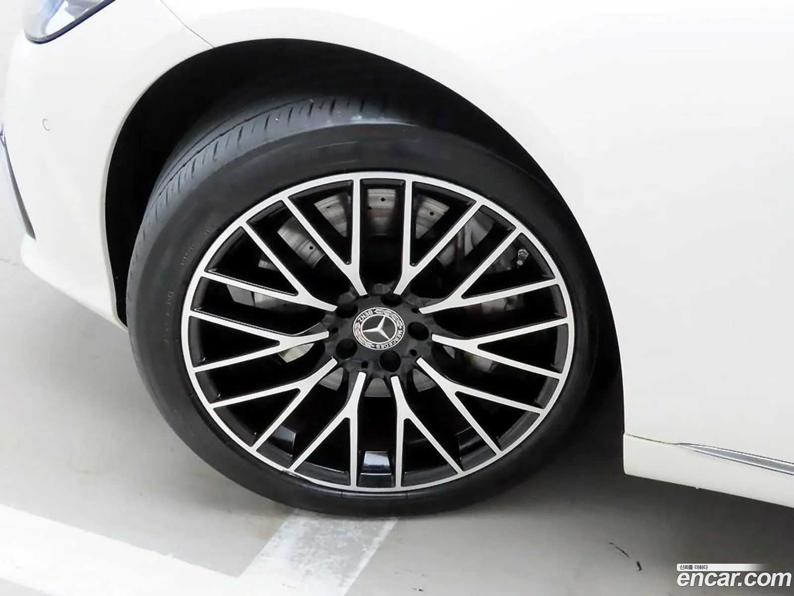 Mercedes-Benz S-Class W223 2022 — 13