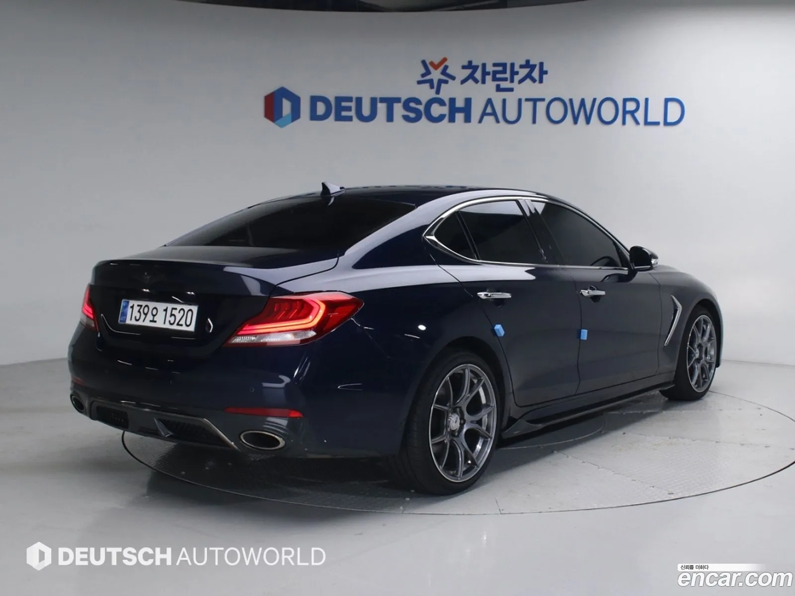Genesis G70 2018 — 10