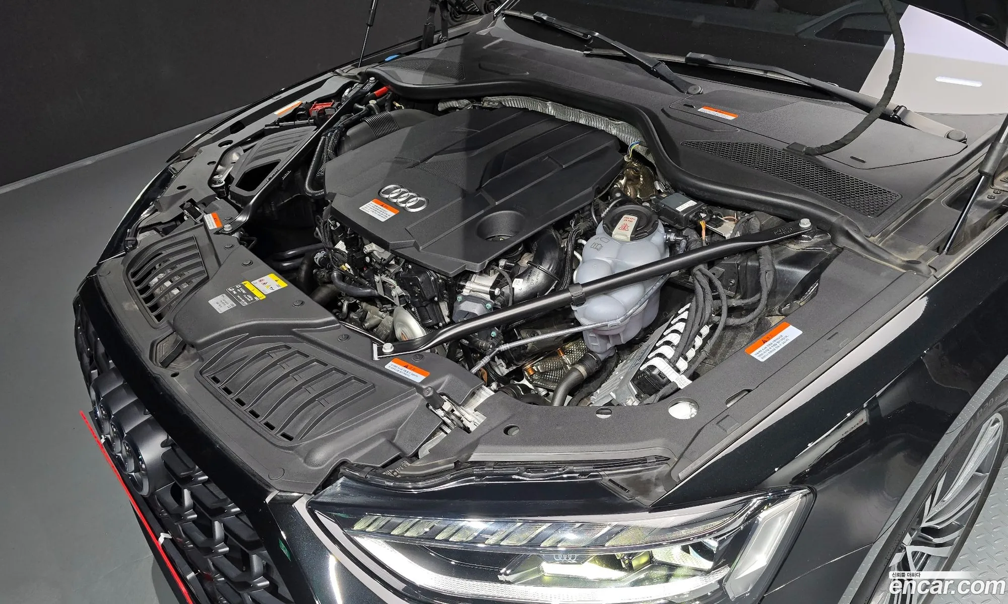 Audi A8 2023 — 20