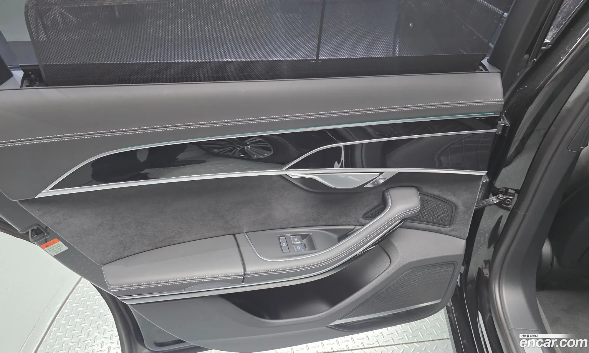 Audi A8 2023 — 19