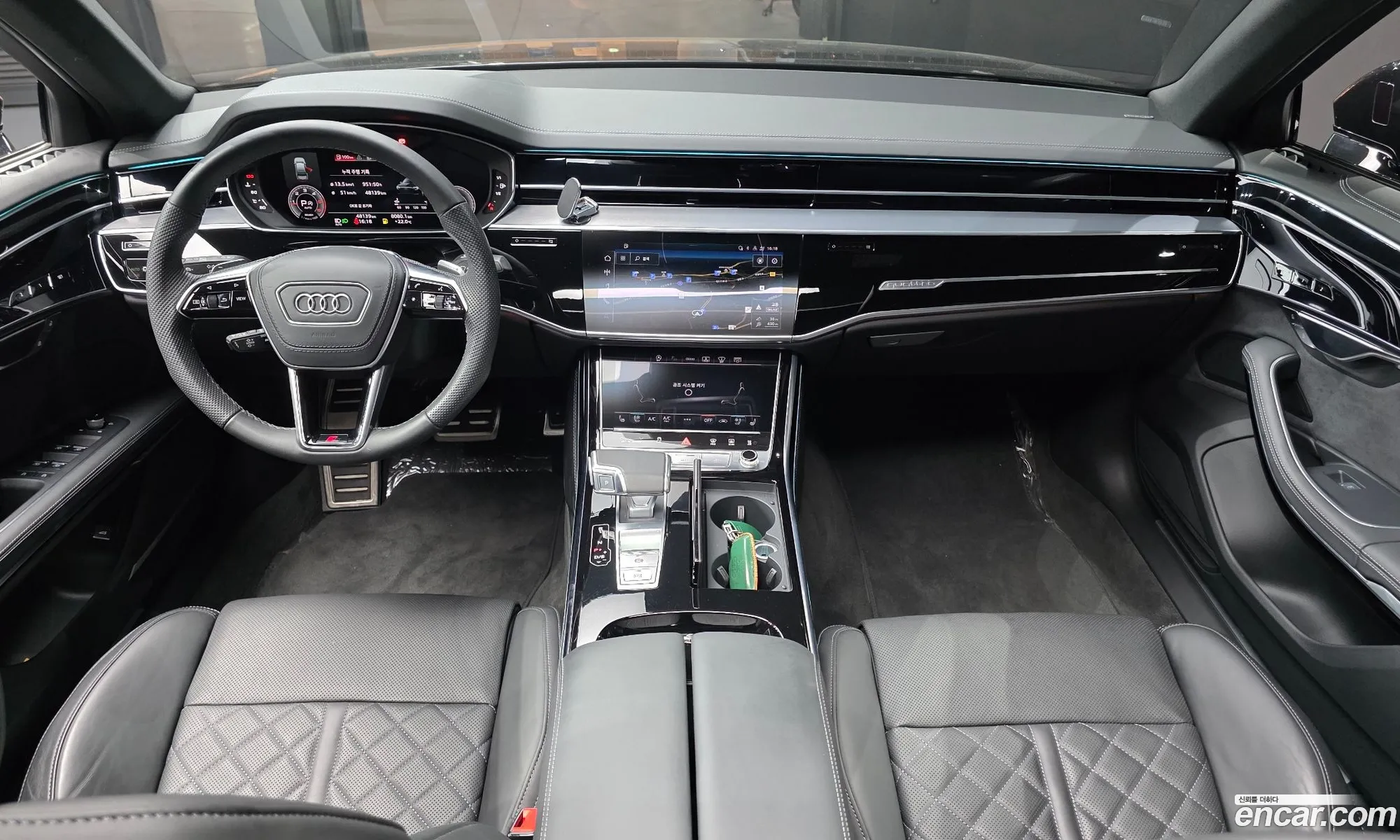 Audi A8 2023 — 13