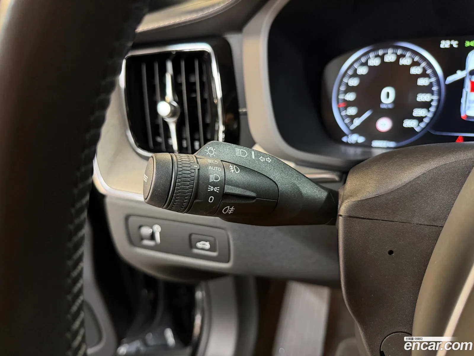 Volvo XC60 2020 — 2