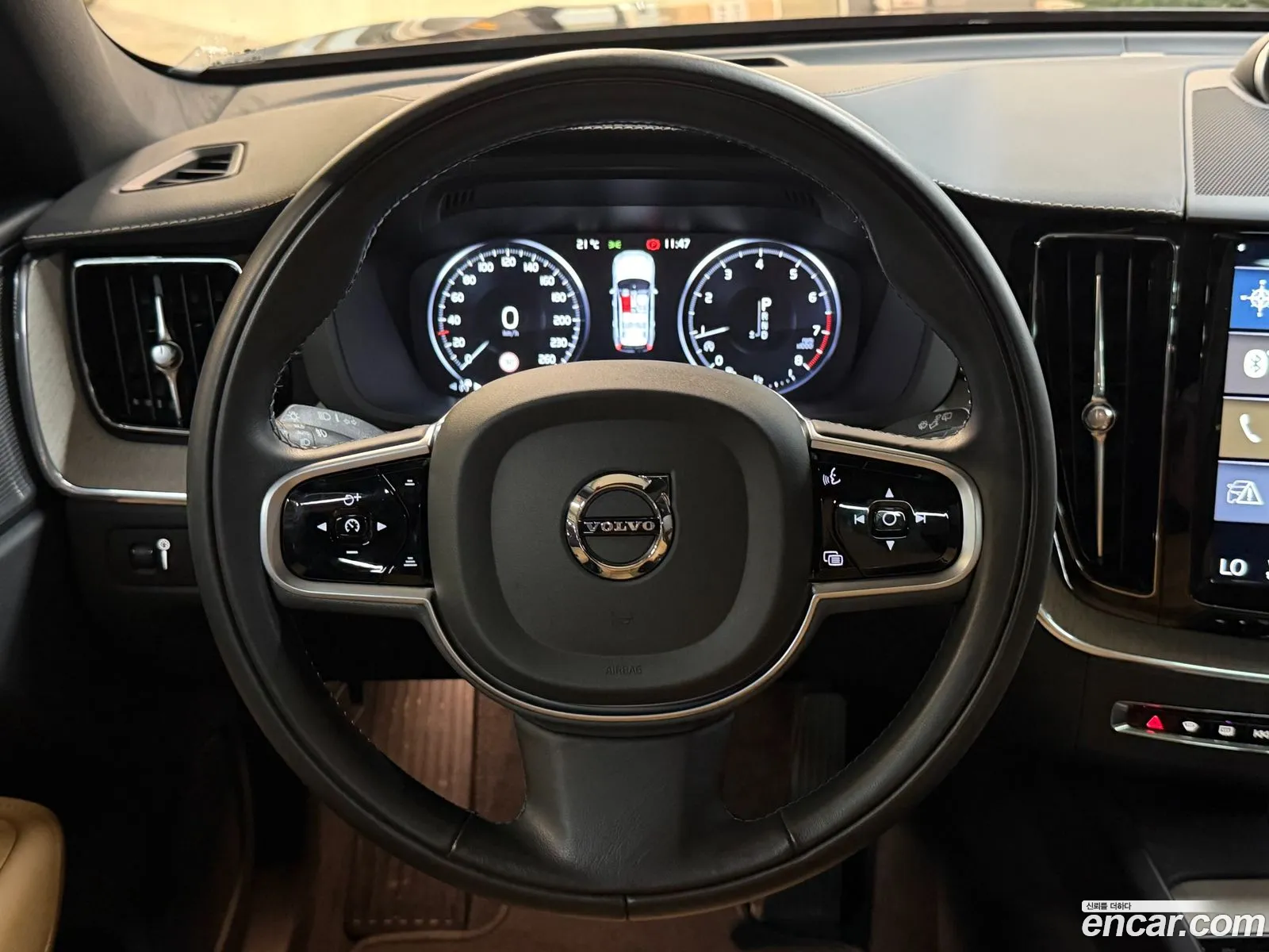 Volvo XC60 2020 — 10