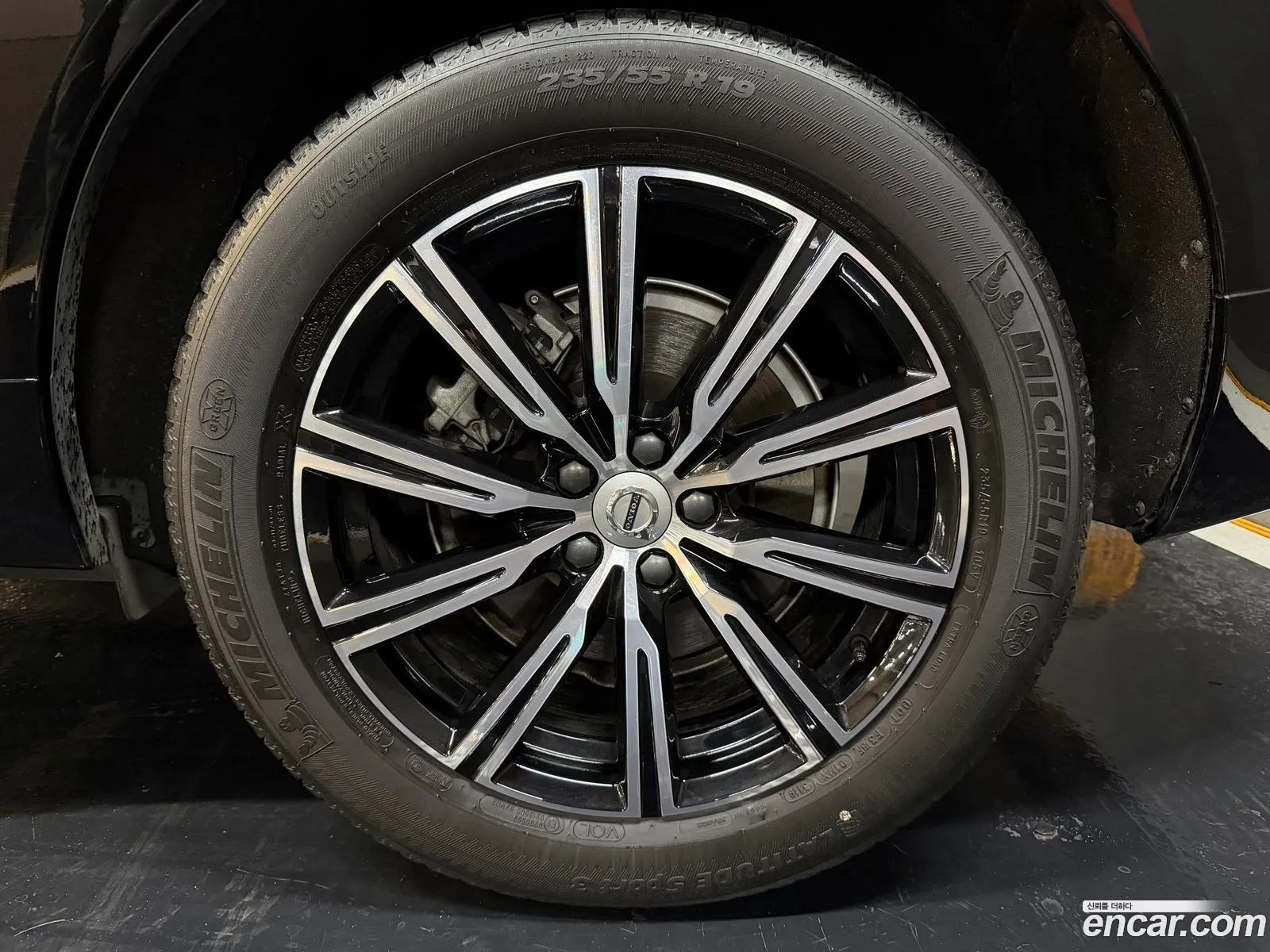 Volvo XC60 2020 — 5