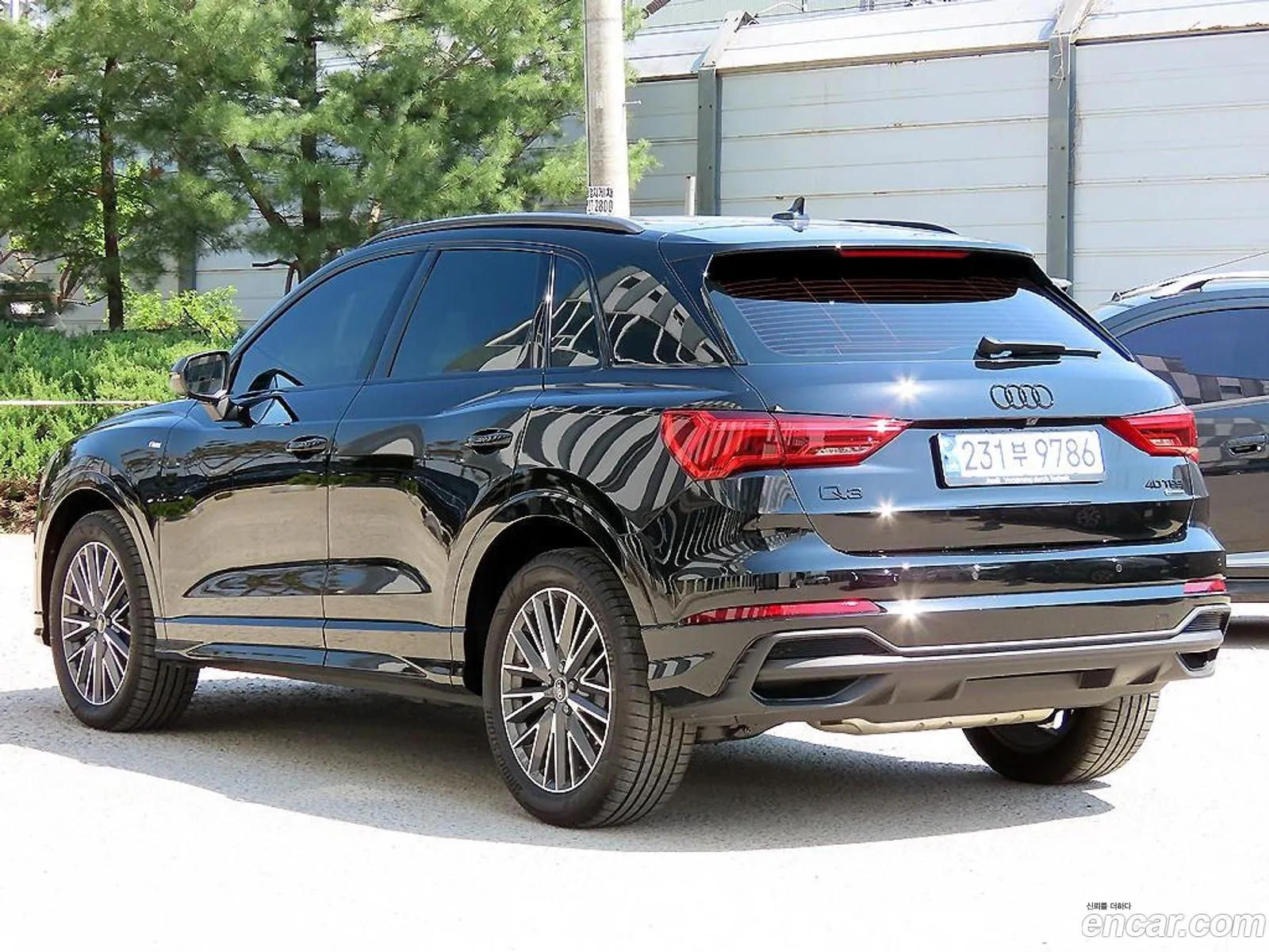 Audi Q3 2025 — 19