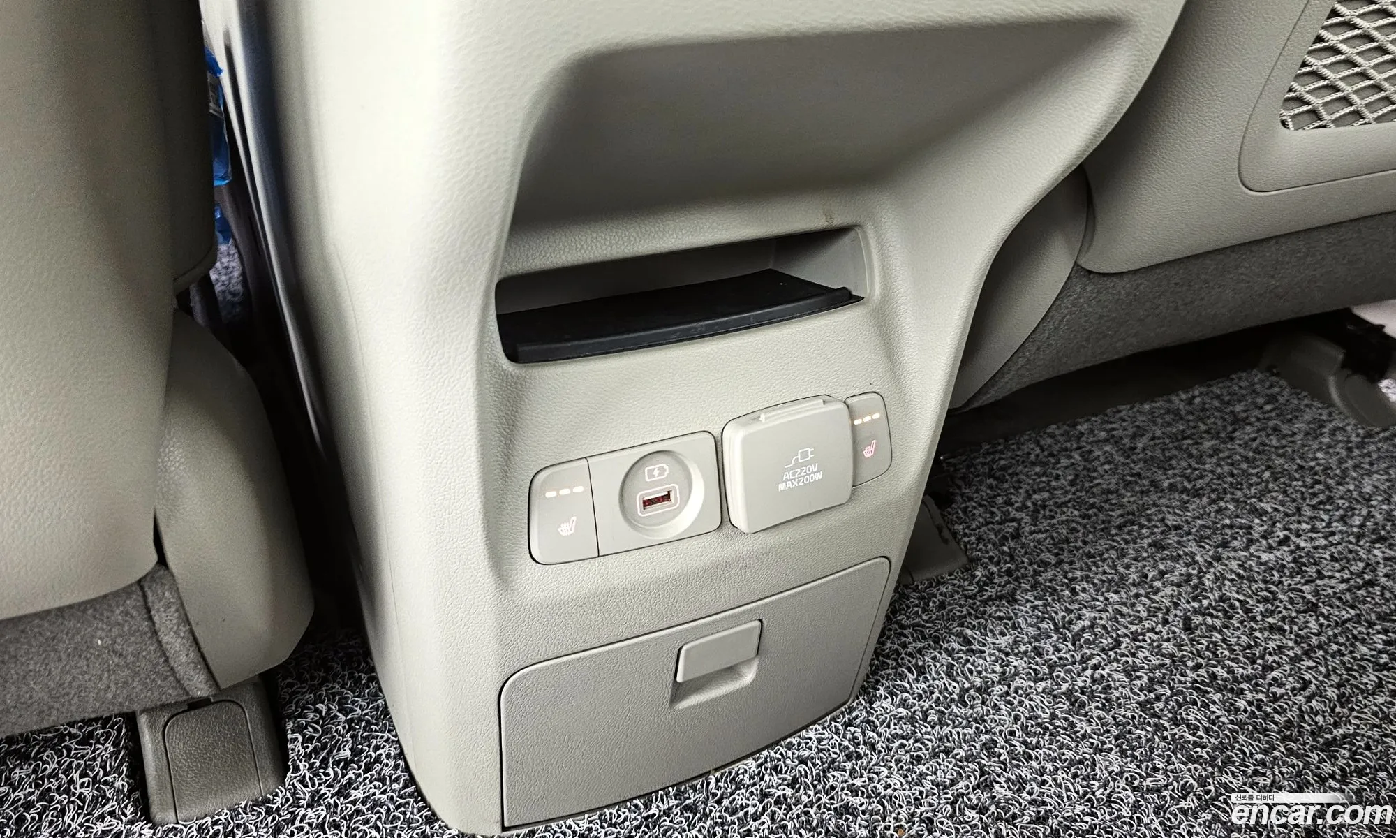 Kia Carnival 2017 — 20