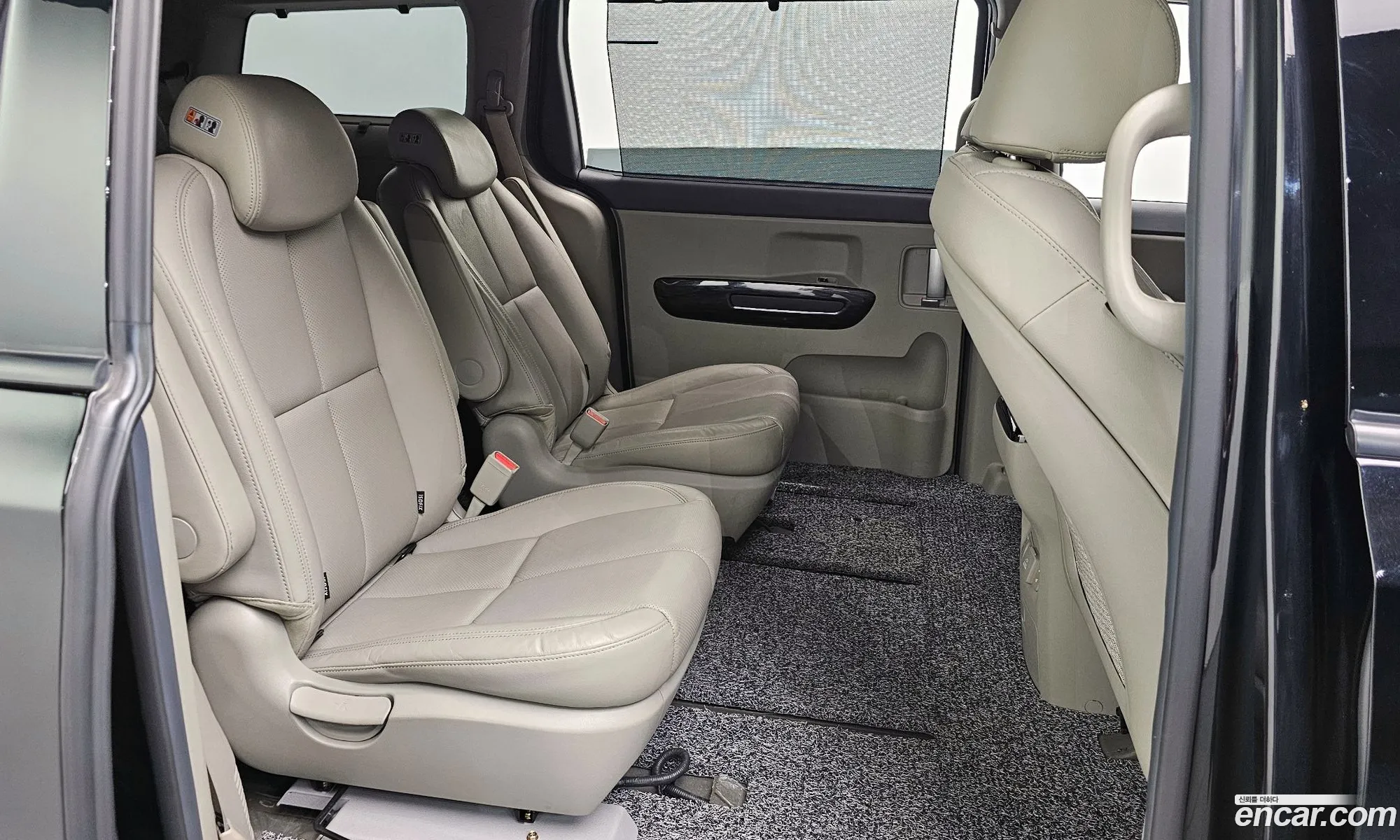 Kia Carnival 2017 — 3