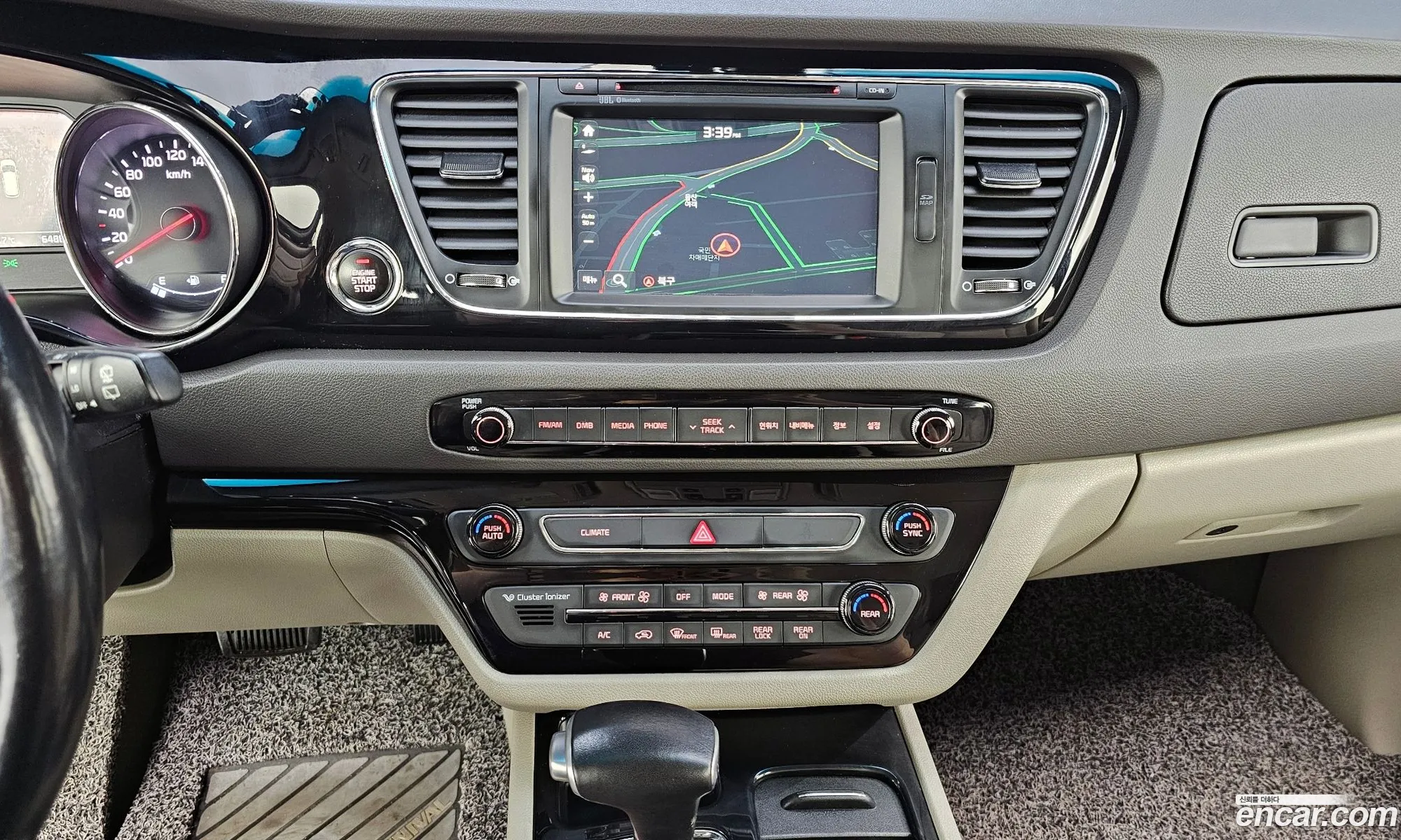 Kia Carnival 2017 — 2