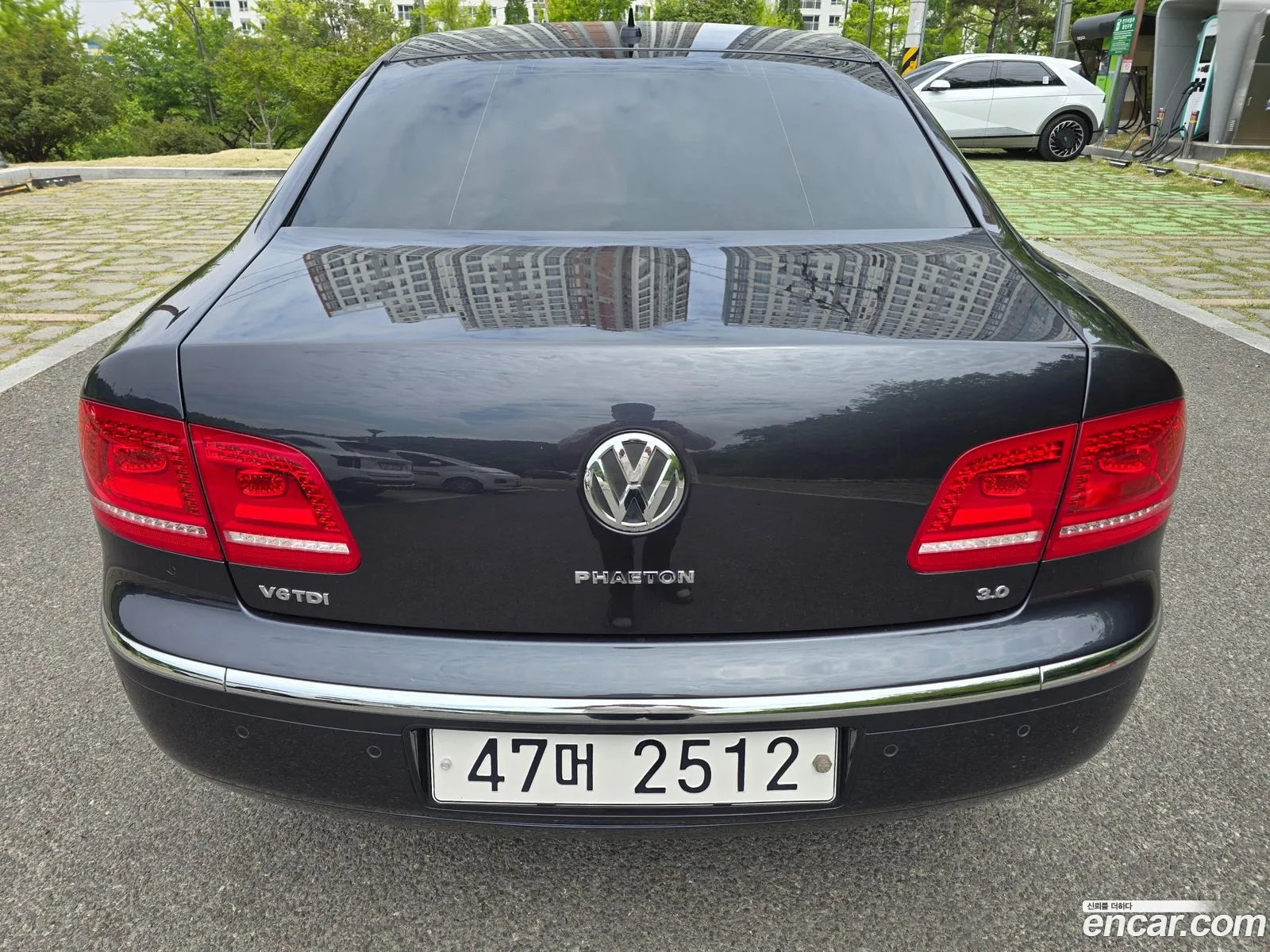 Volkswagen Phaeton 2012 — 8