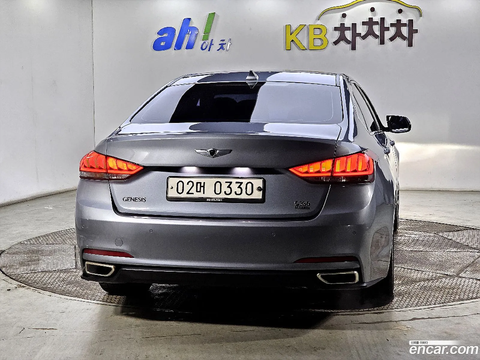 Hyundai Genesis DH 2016 — 13