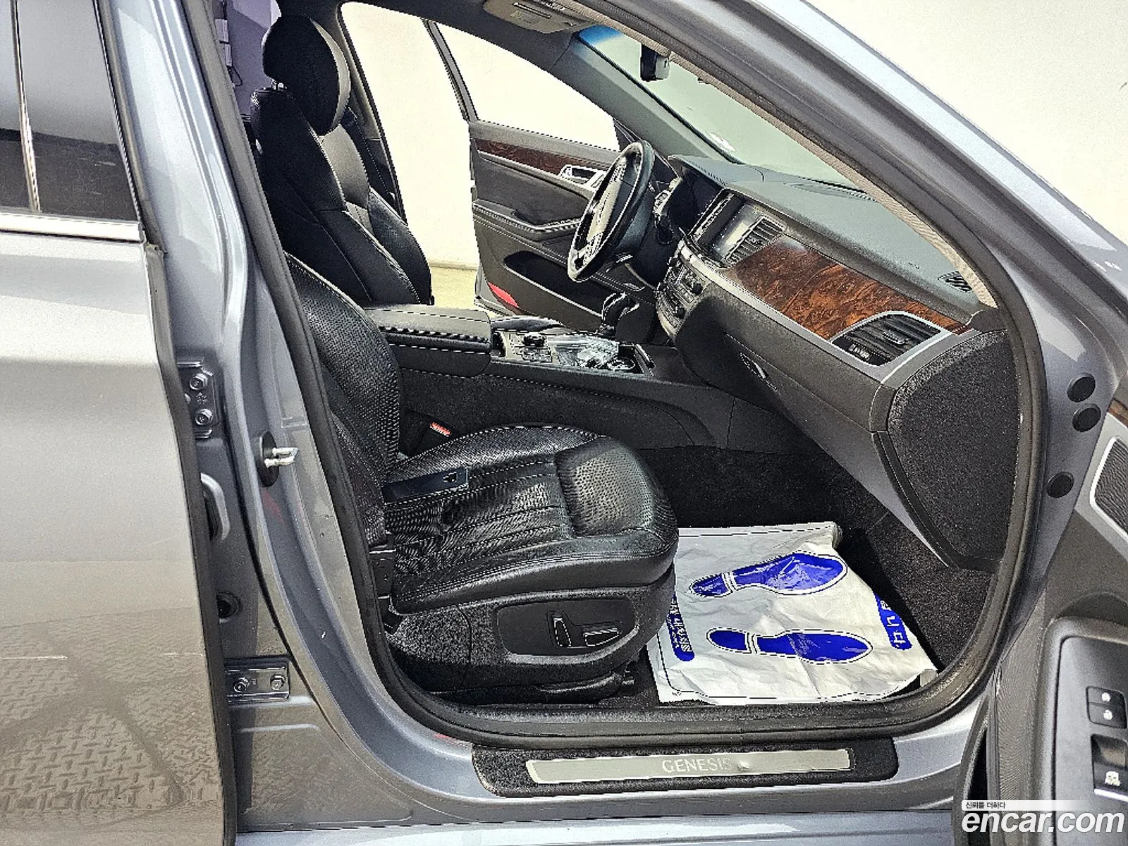 Hyundai Genesis DH 2016 — 6