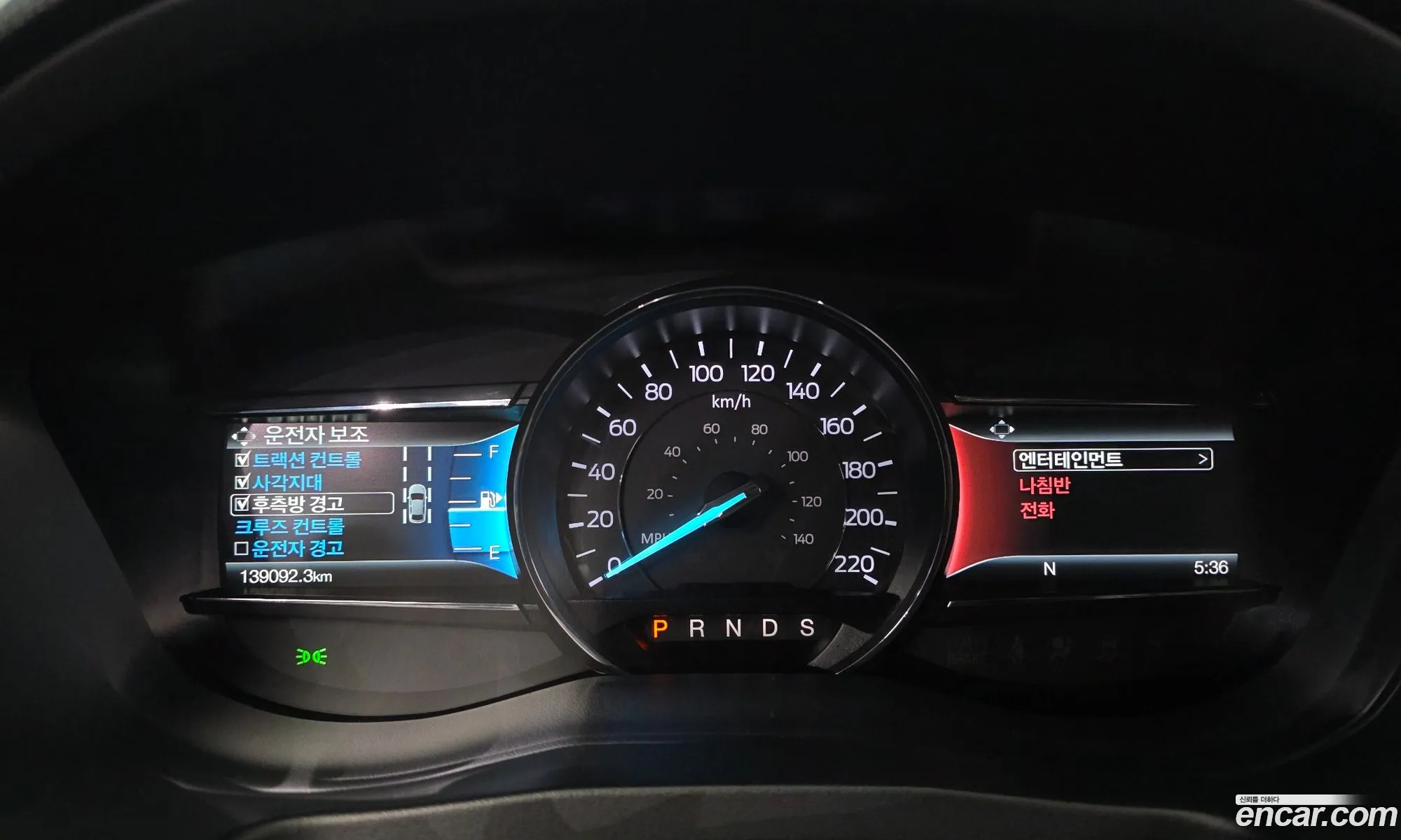 Ford Explorer 2018 1FM5K8FH6JGB23656 — 22