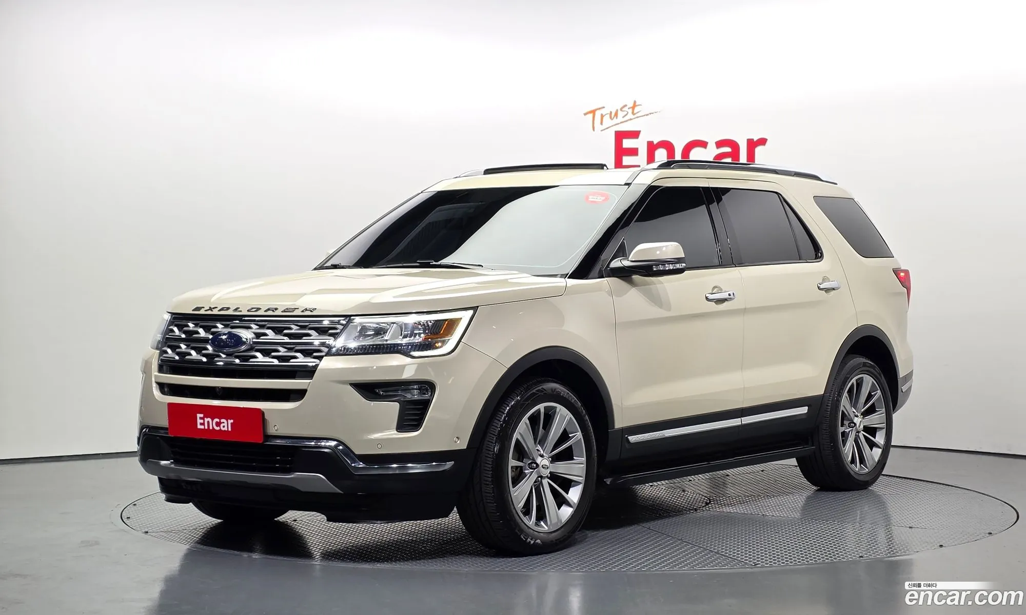 Ford Explorer 2018 1FM5K8FH6JGB23656 — 21