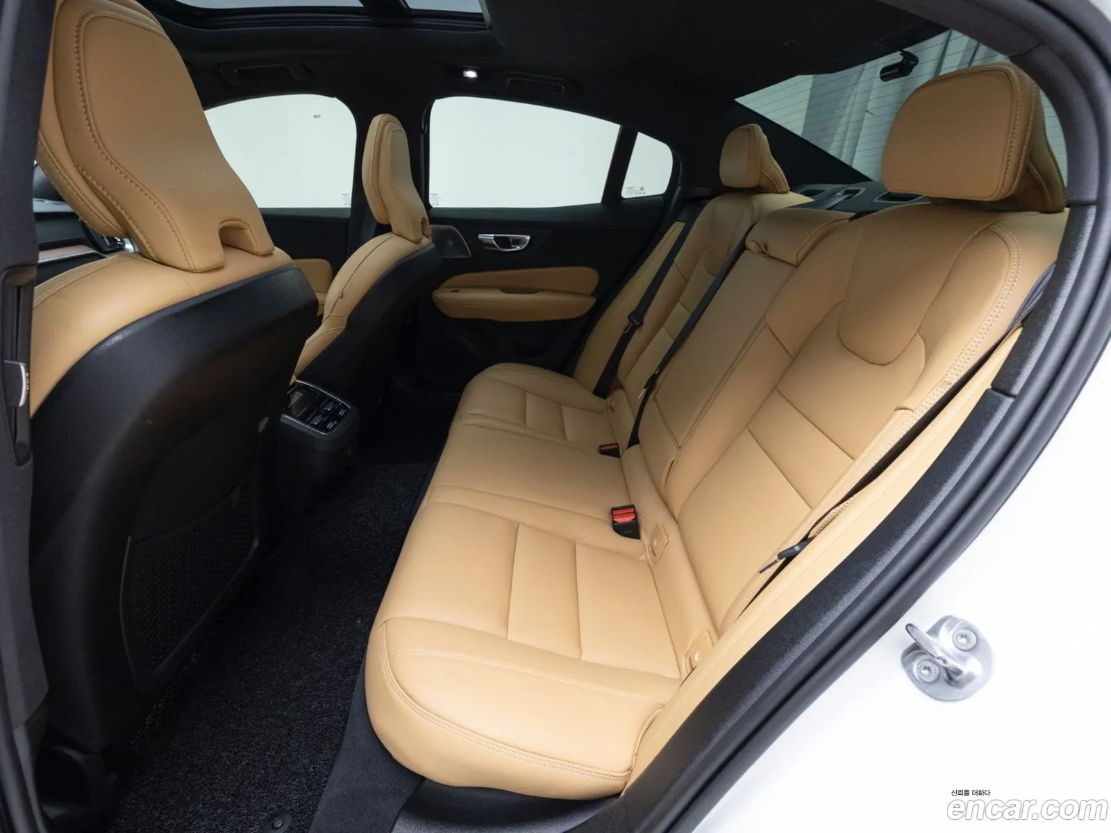 Volvo S60 2023 — 11