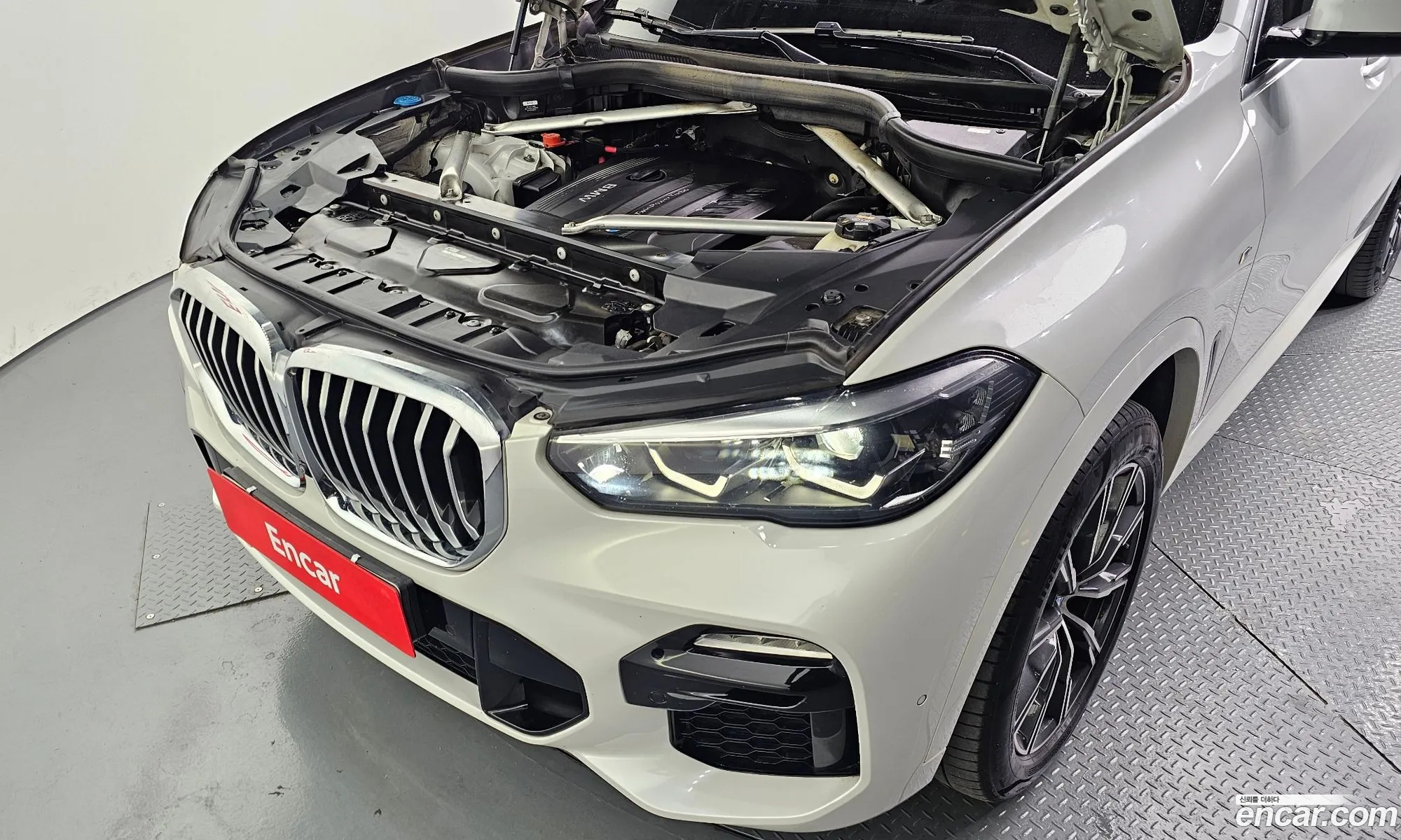 BMW X5 2019 WBACV6108L9B00346 — 5