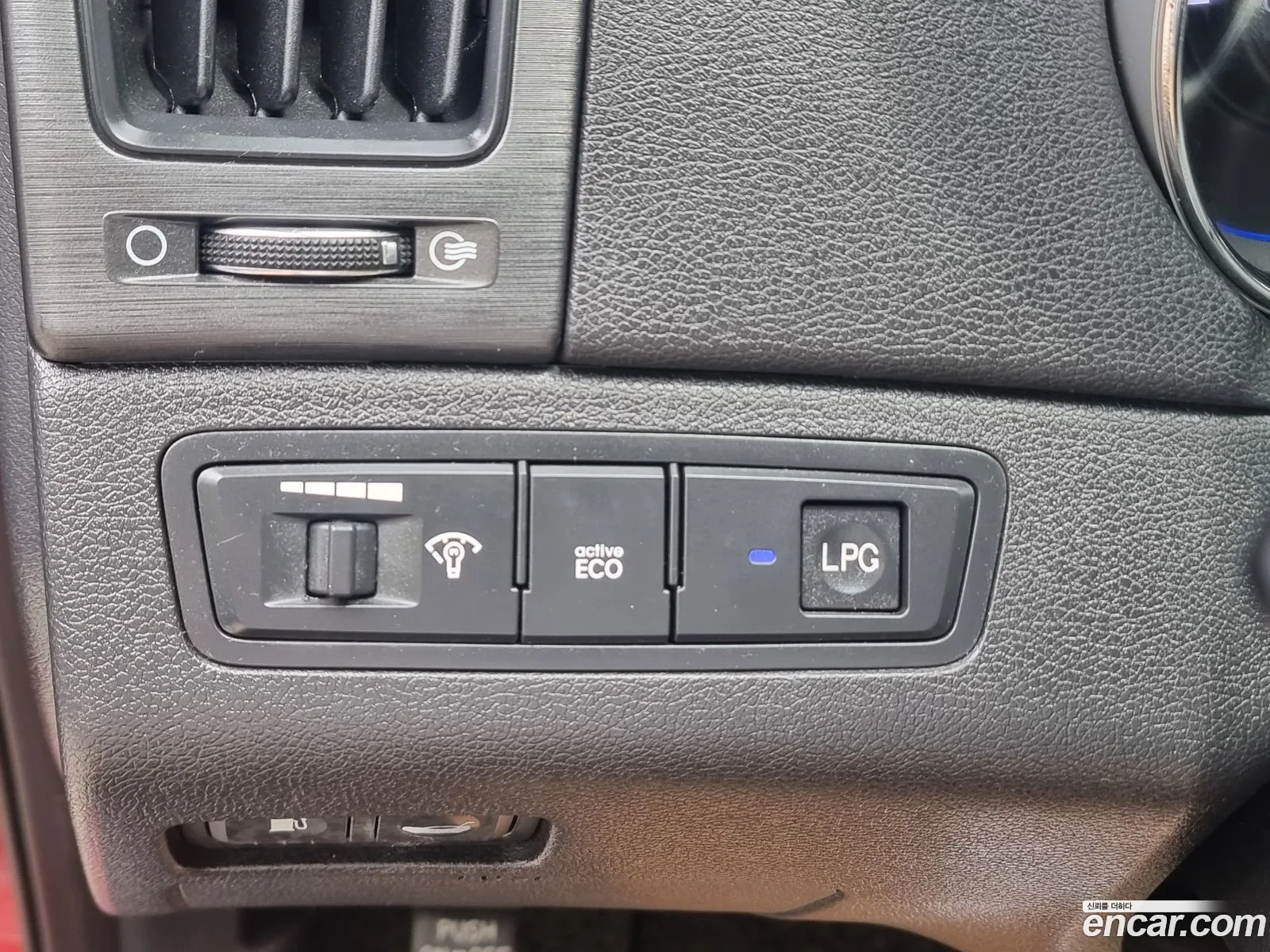 Hyundai YF Sonata 2012 — 7