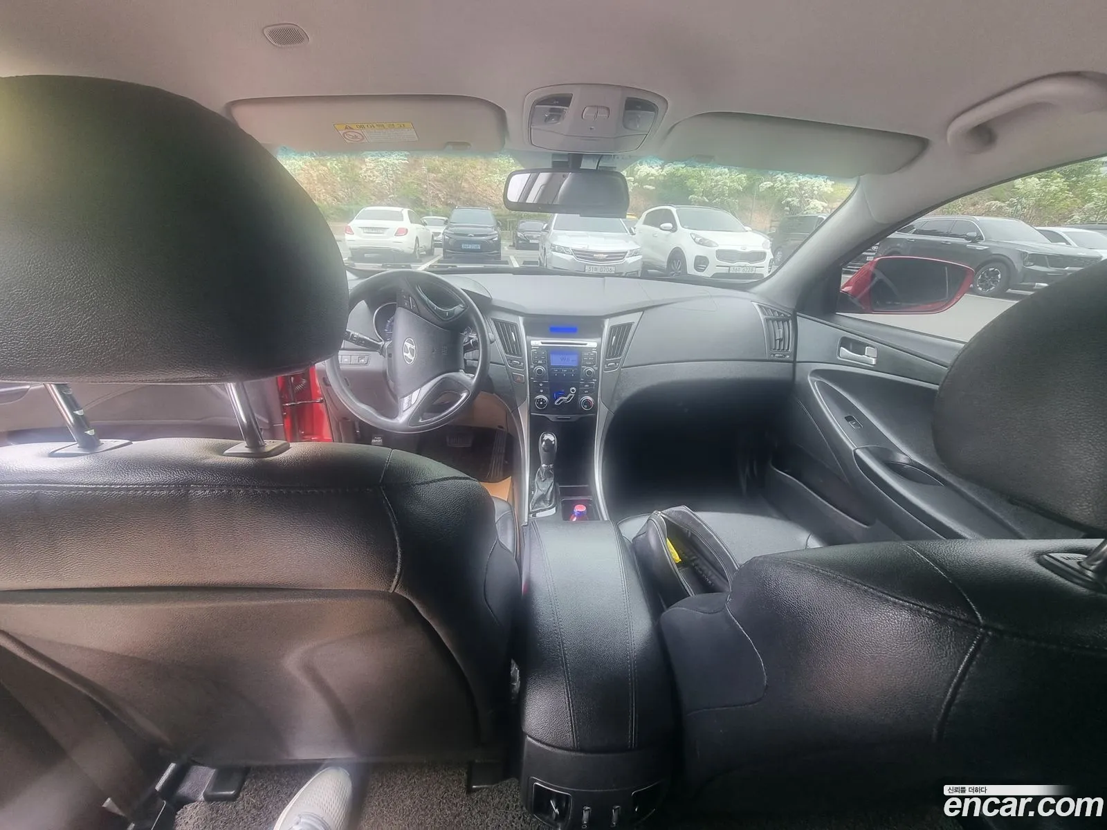 Hyundai YF Sonata 2012 — 11