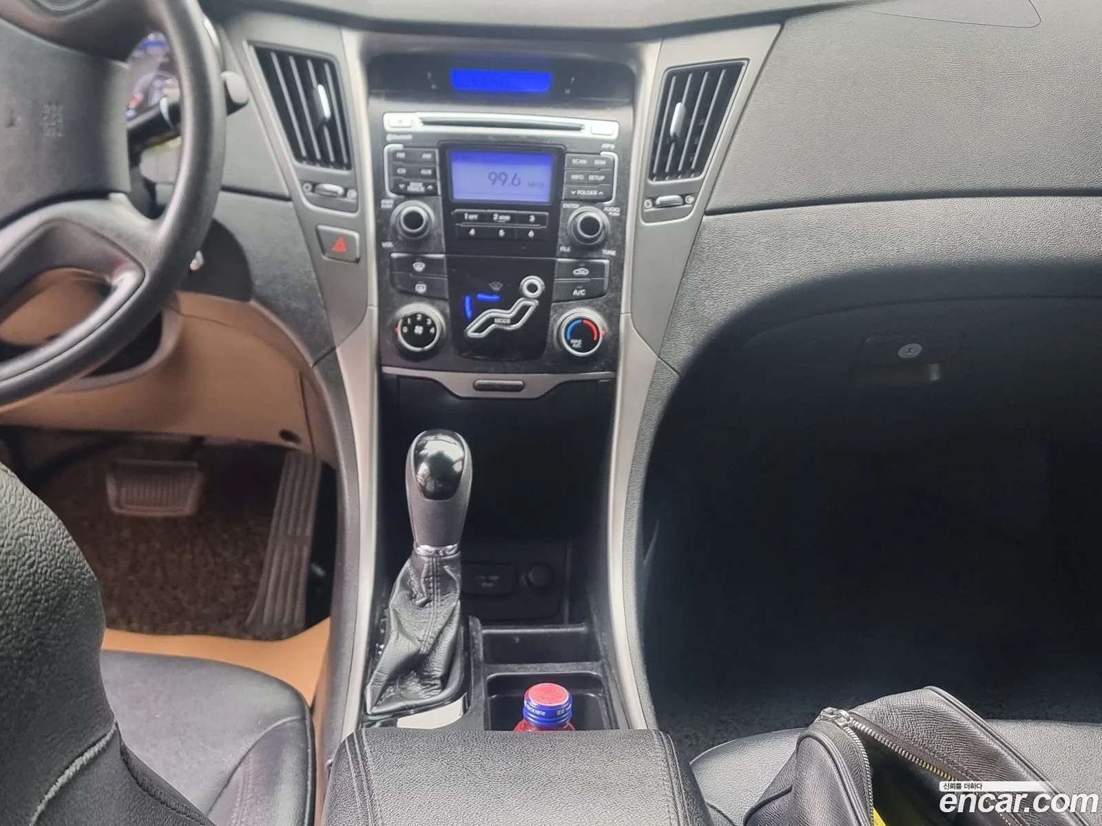 Hyundai YF Sonata 2012 — 13