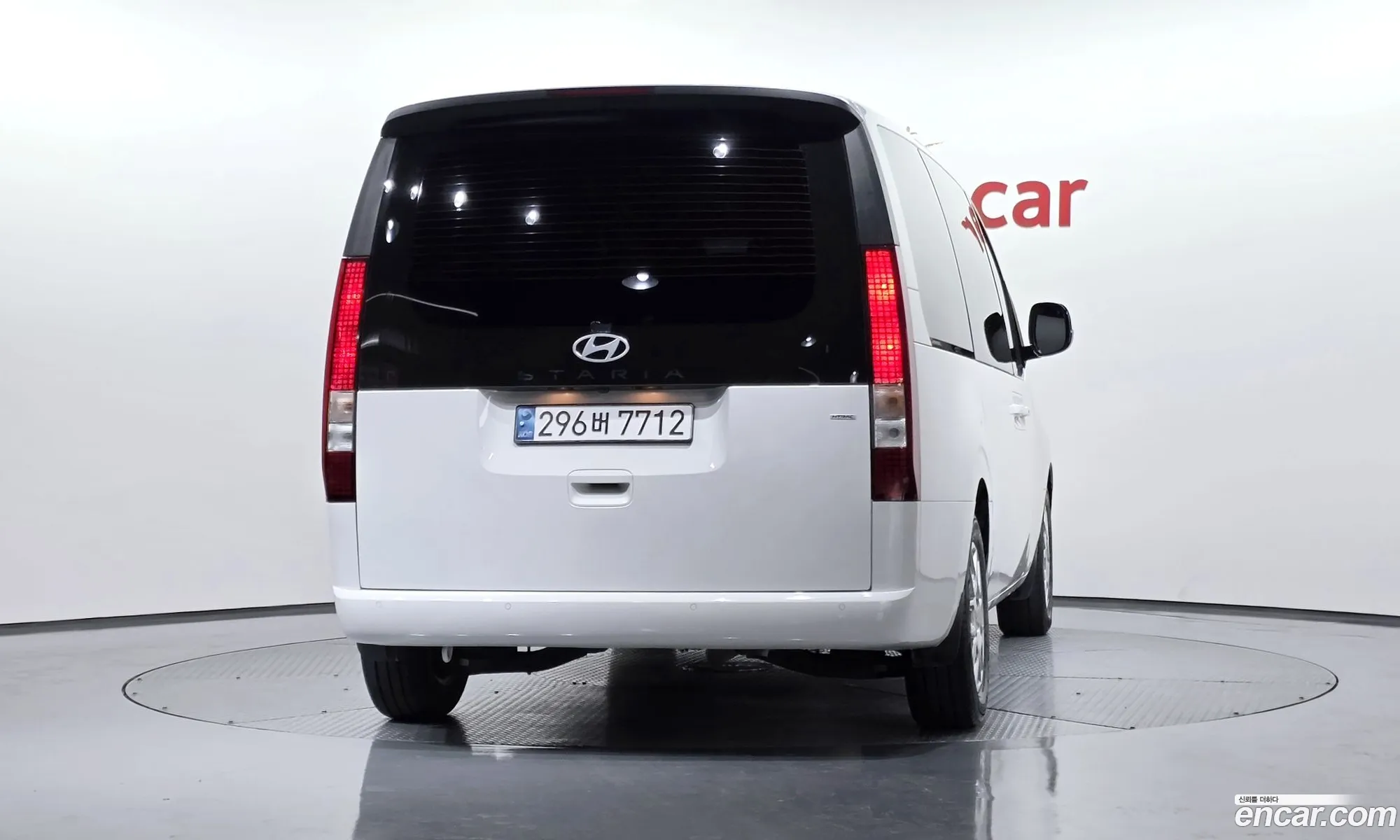 Hyundai Staria 2024 — 4