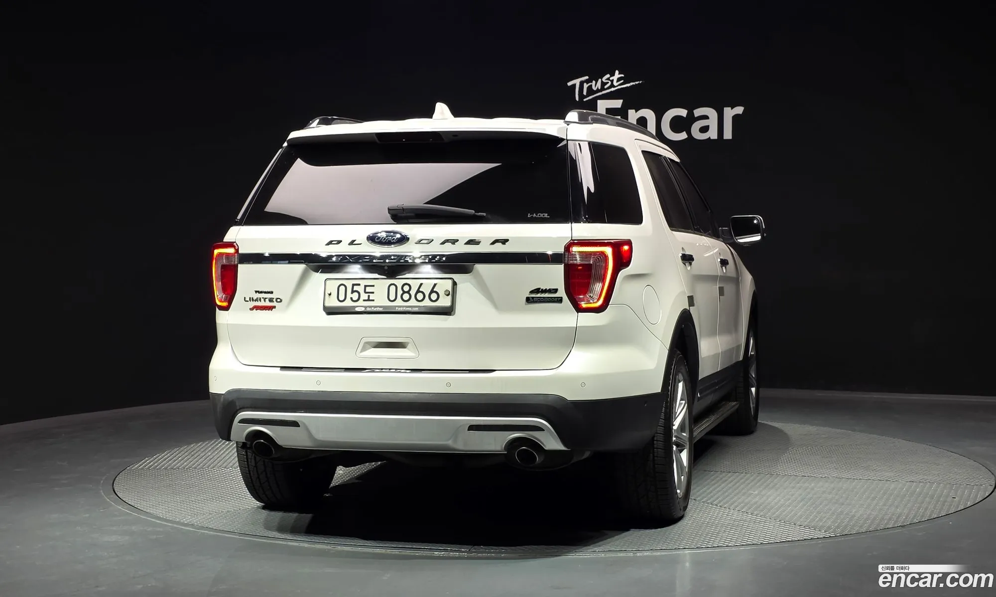 Ford Explorer 2016 1FM5K8FH7GGB48218 — 3