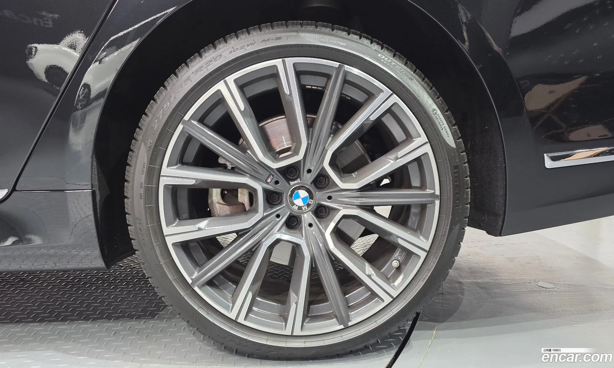 BMW 7 Series 2021 — 12