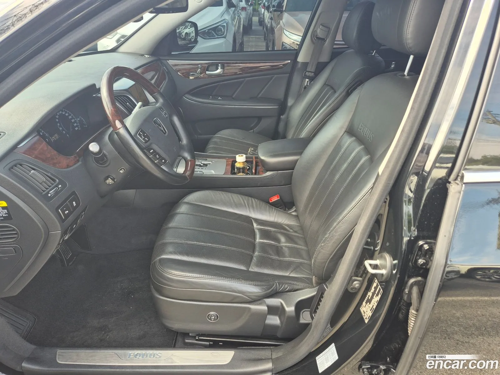 Hyundai Equus 2011 — 13