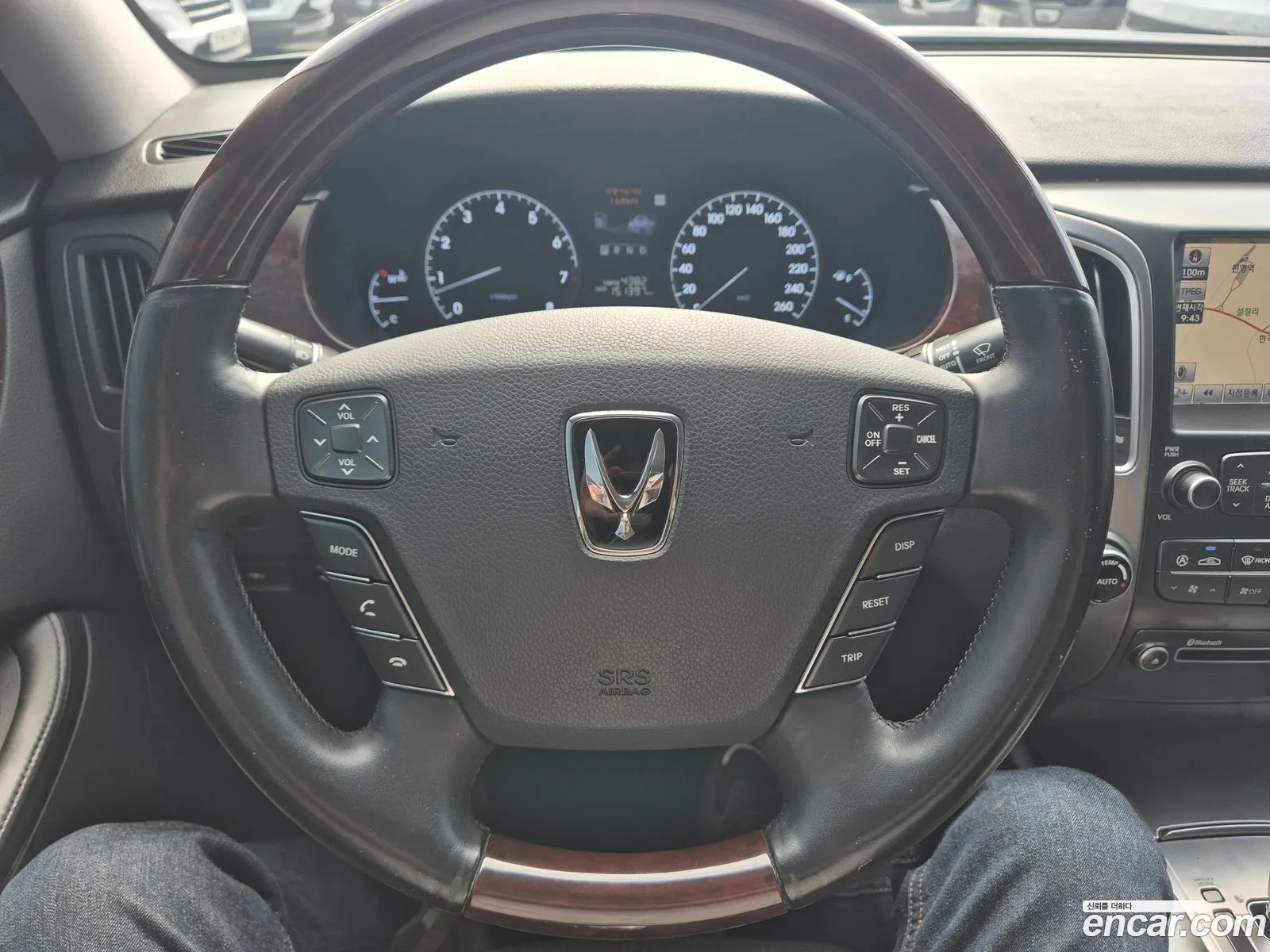 Hyundai Equus 2011 — 5