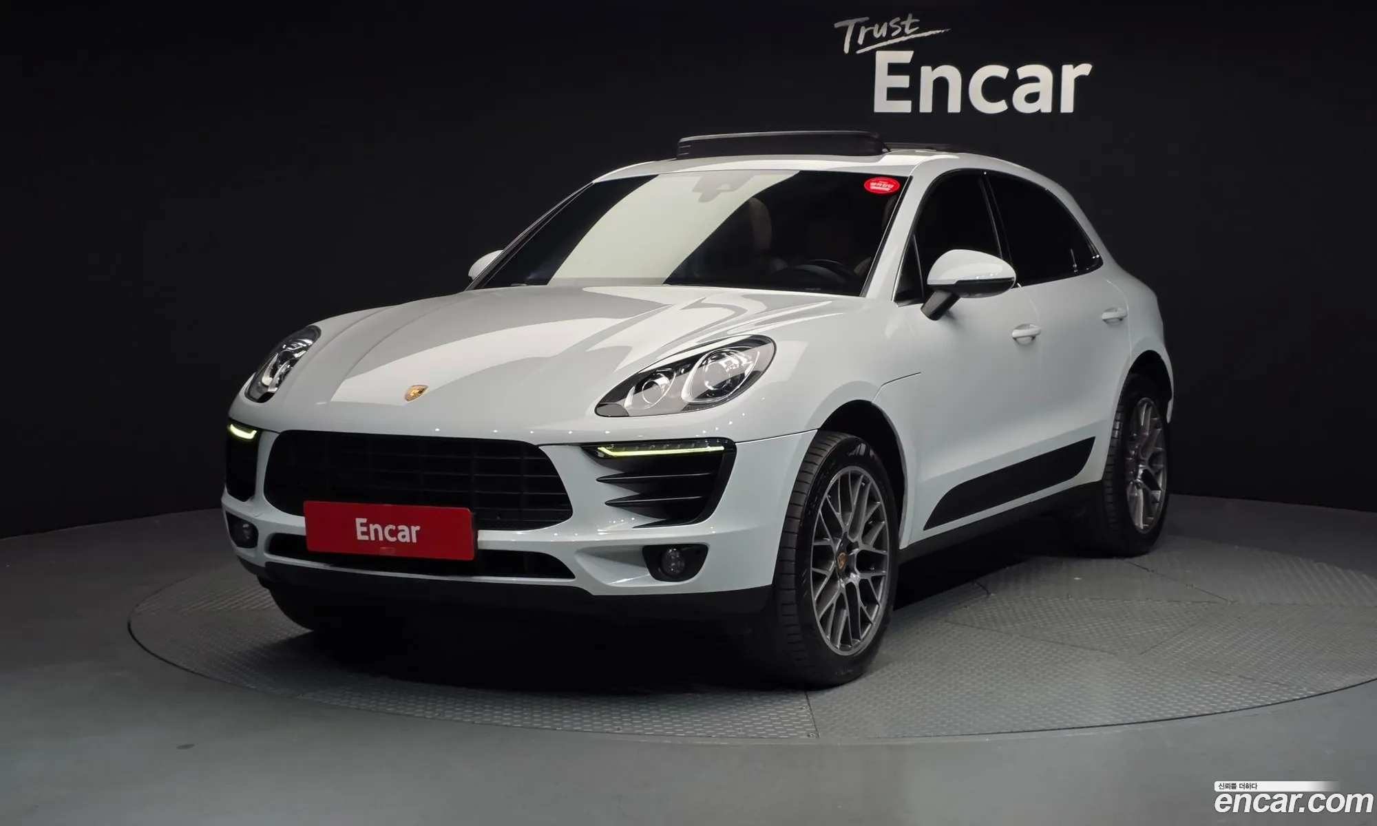 Porsche Macan 2016 WP1AD2958HLB70019 — 20