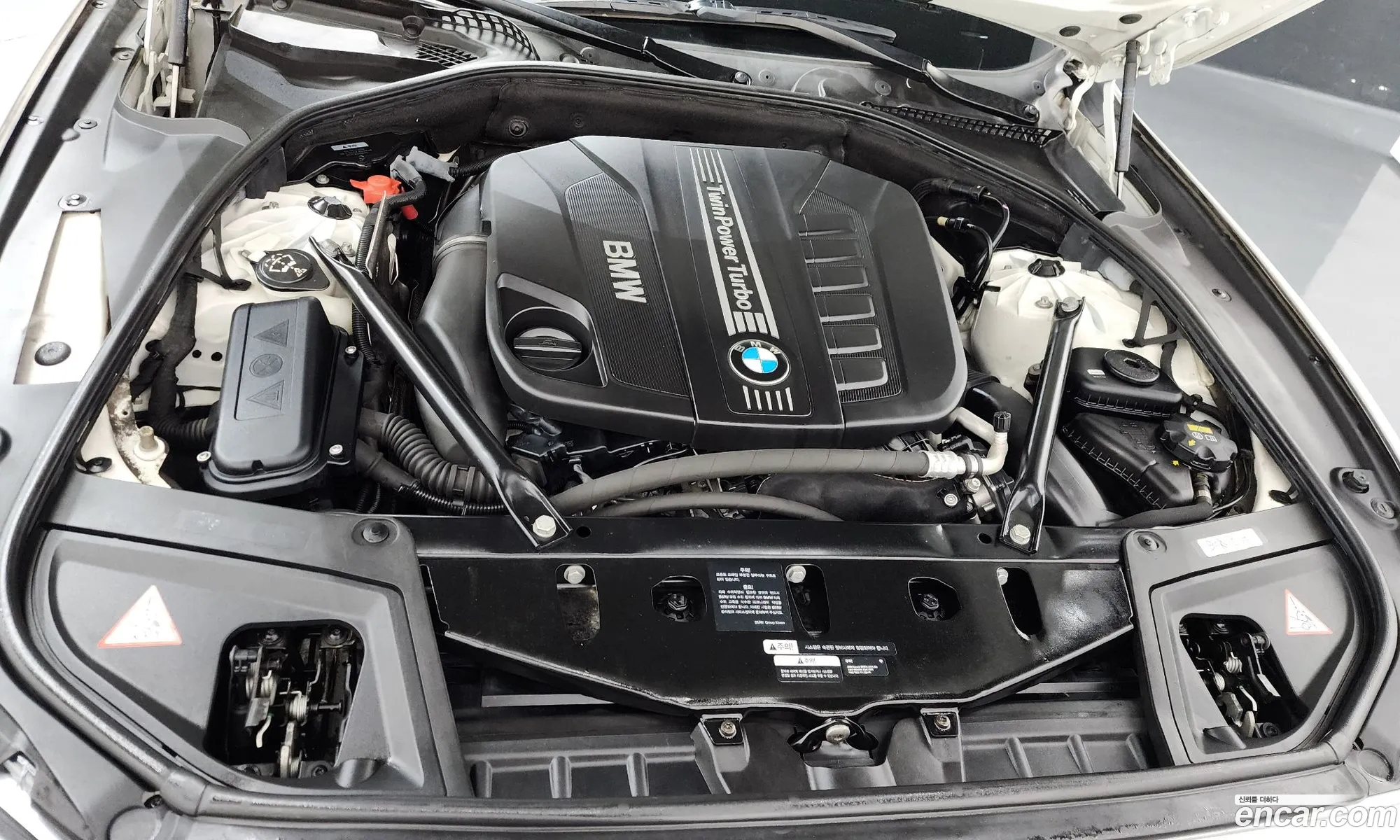 BMW 5 Series 2016 WBA5D3108GGV83541 — 19