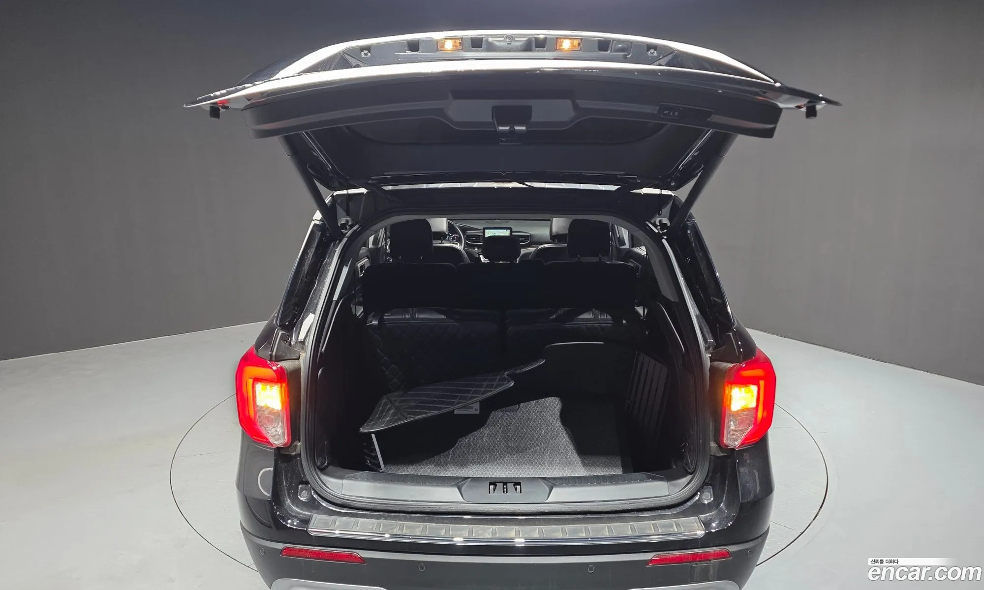 Ford Explorer 6th Gen 2021 1FM5K8FY7MNA04319 — 29