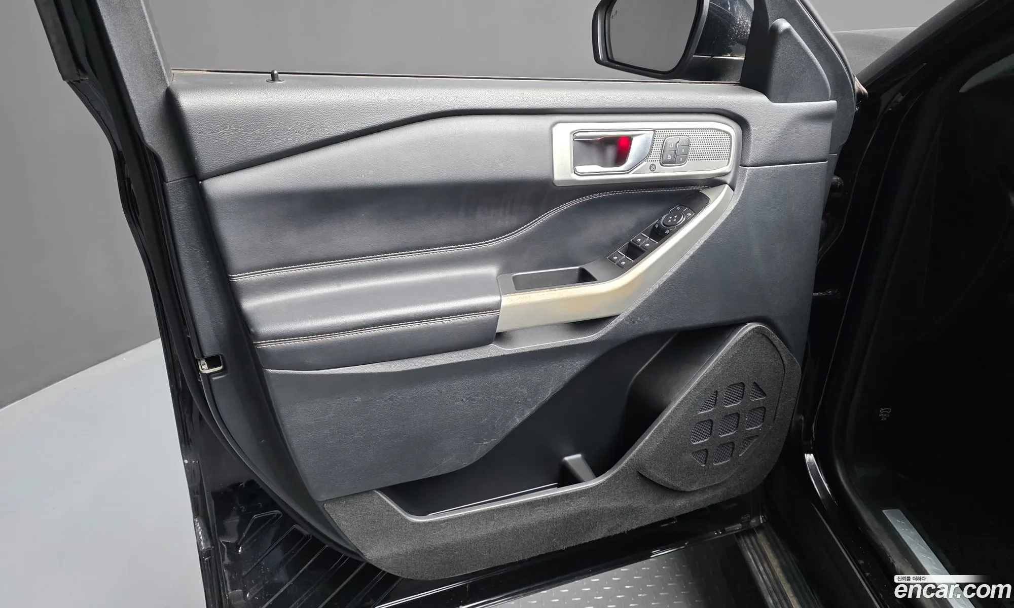 Ford Explorer 6th Gen 2021 1FM5K8FY7MNA04319 — 3