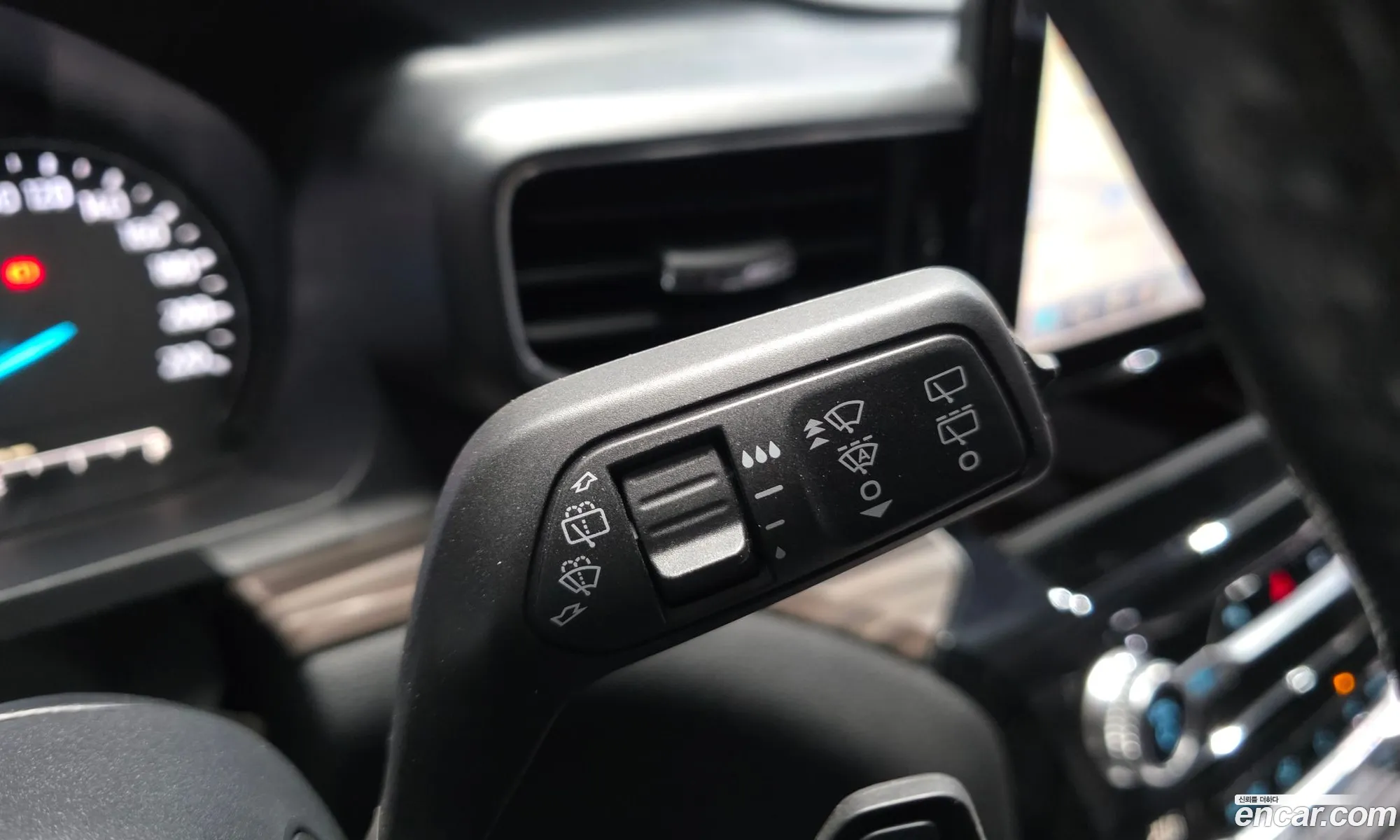 Ford Explorer 6th Gen 2021 1FM5K8FY7MNA04319 — 23