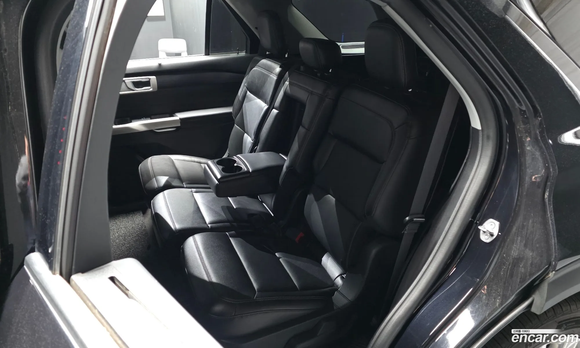 Ford Explorer 6th Gen 2021 1FM5K8FY7MNA04319 — 18