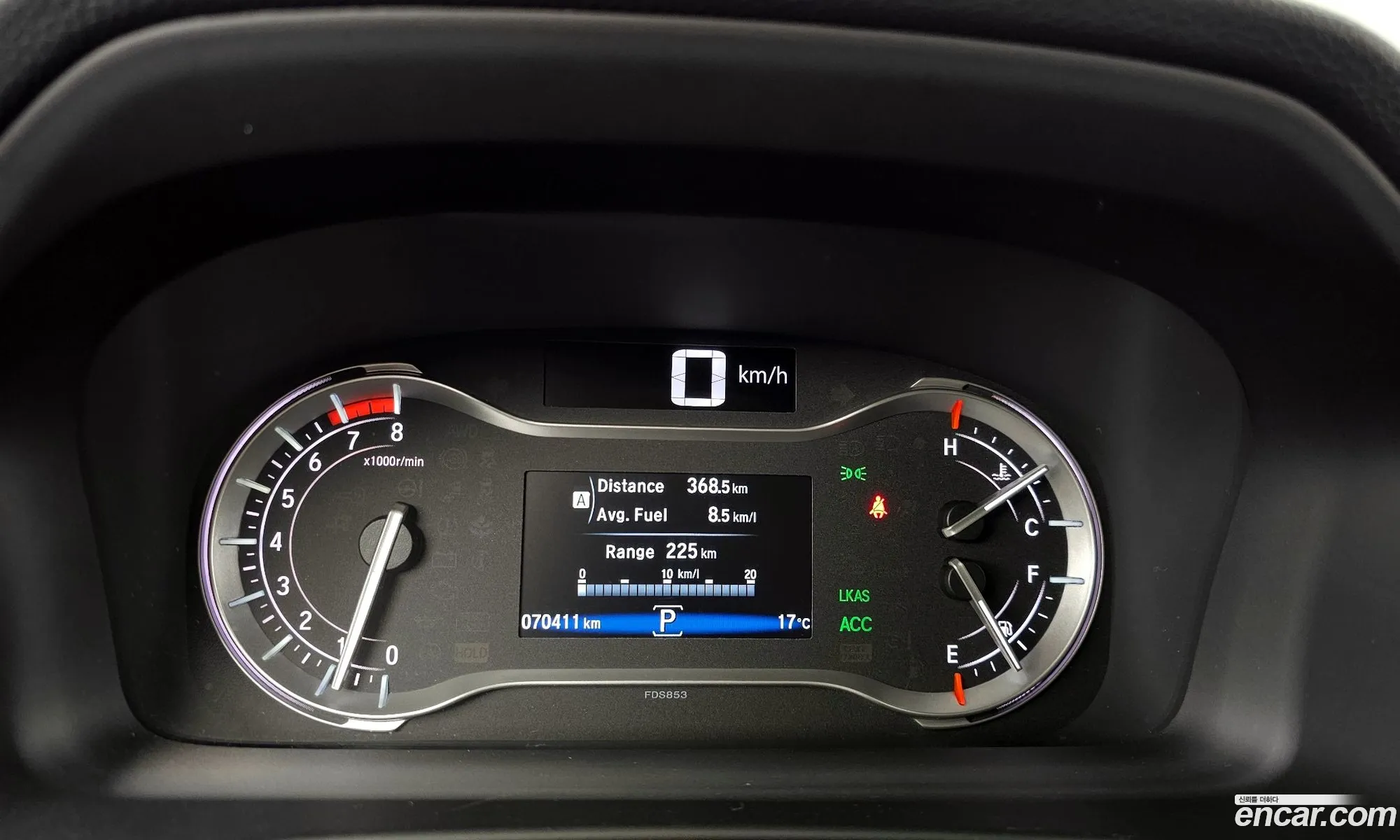 Honda Pilot 2017 5FNYF6850HB201137 — 18
