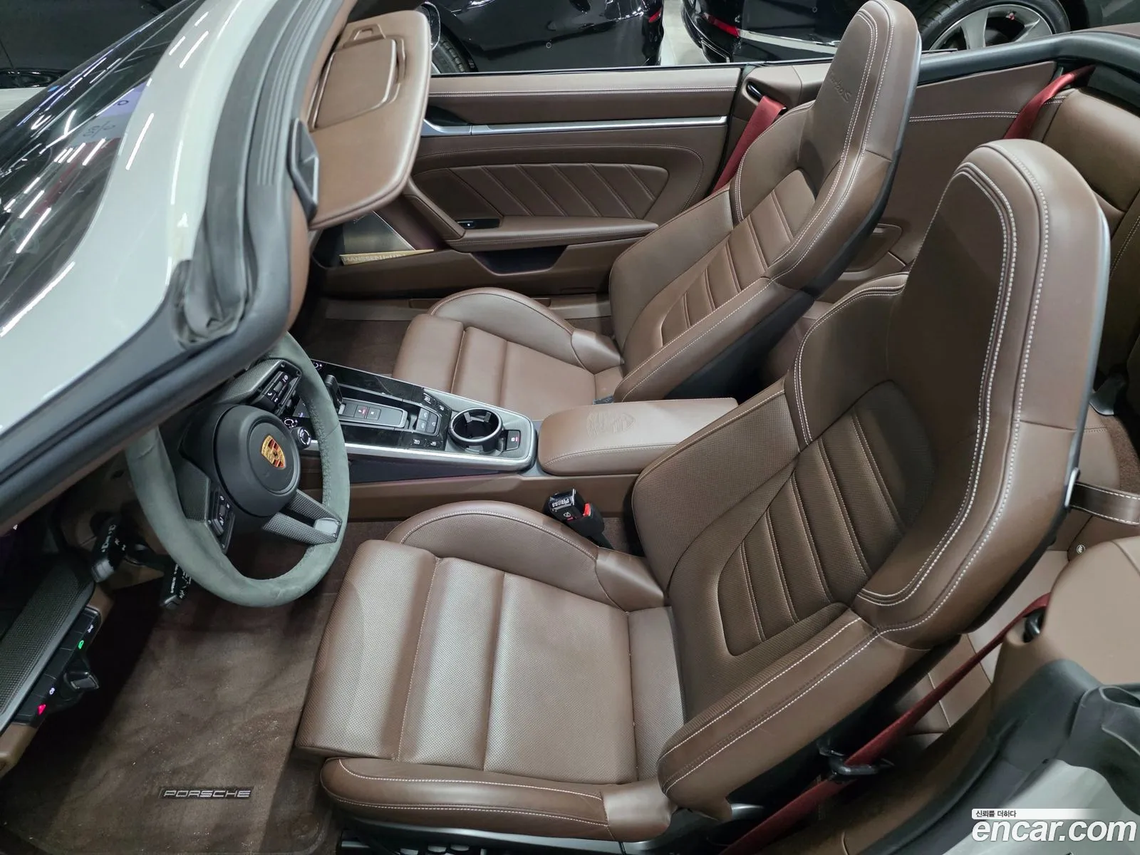 Porsche 911 2023 — 4