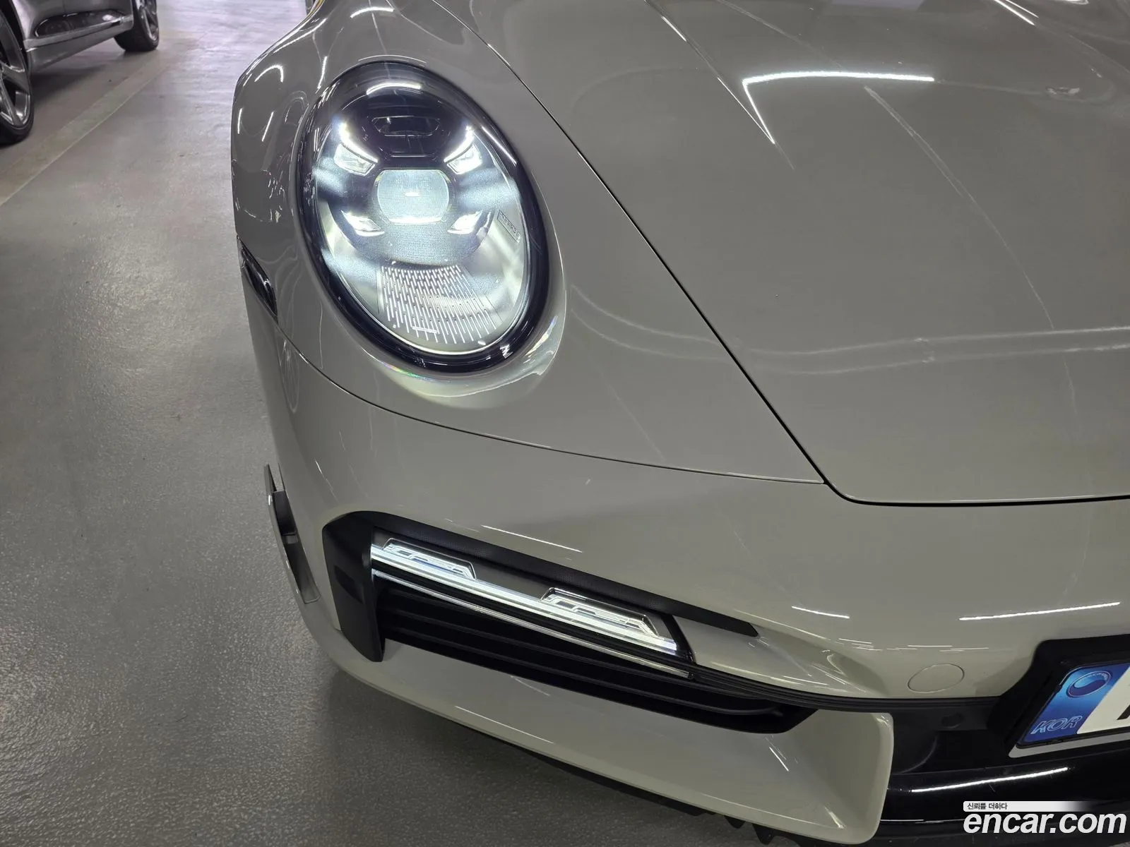 Porsche 911 2023 — 8
