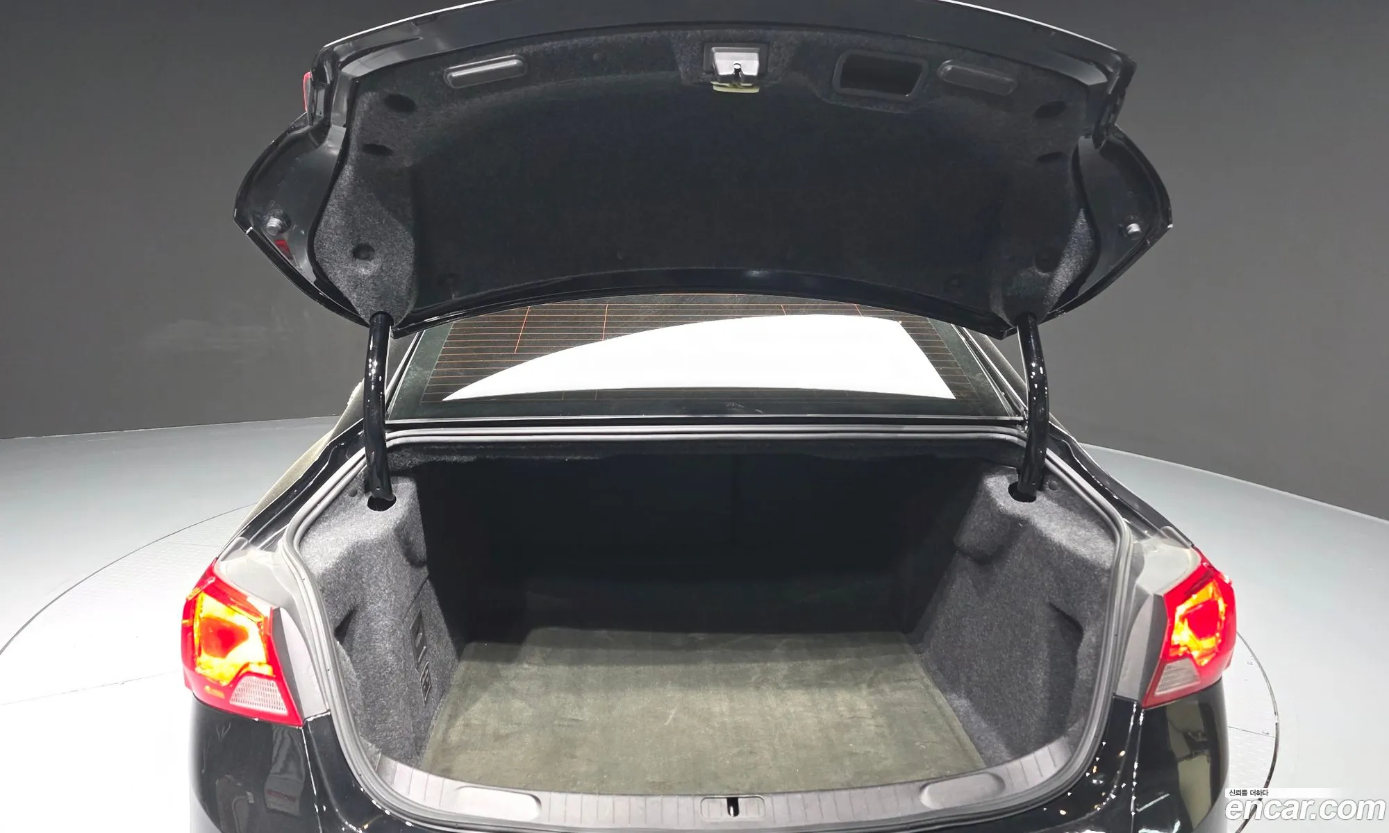 Chevrolet (GM Daewoo) Impala 2016 — 17