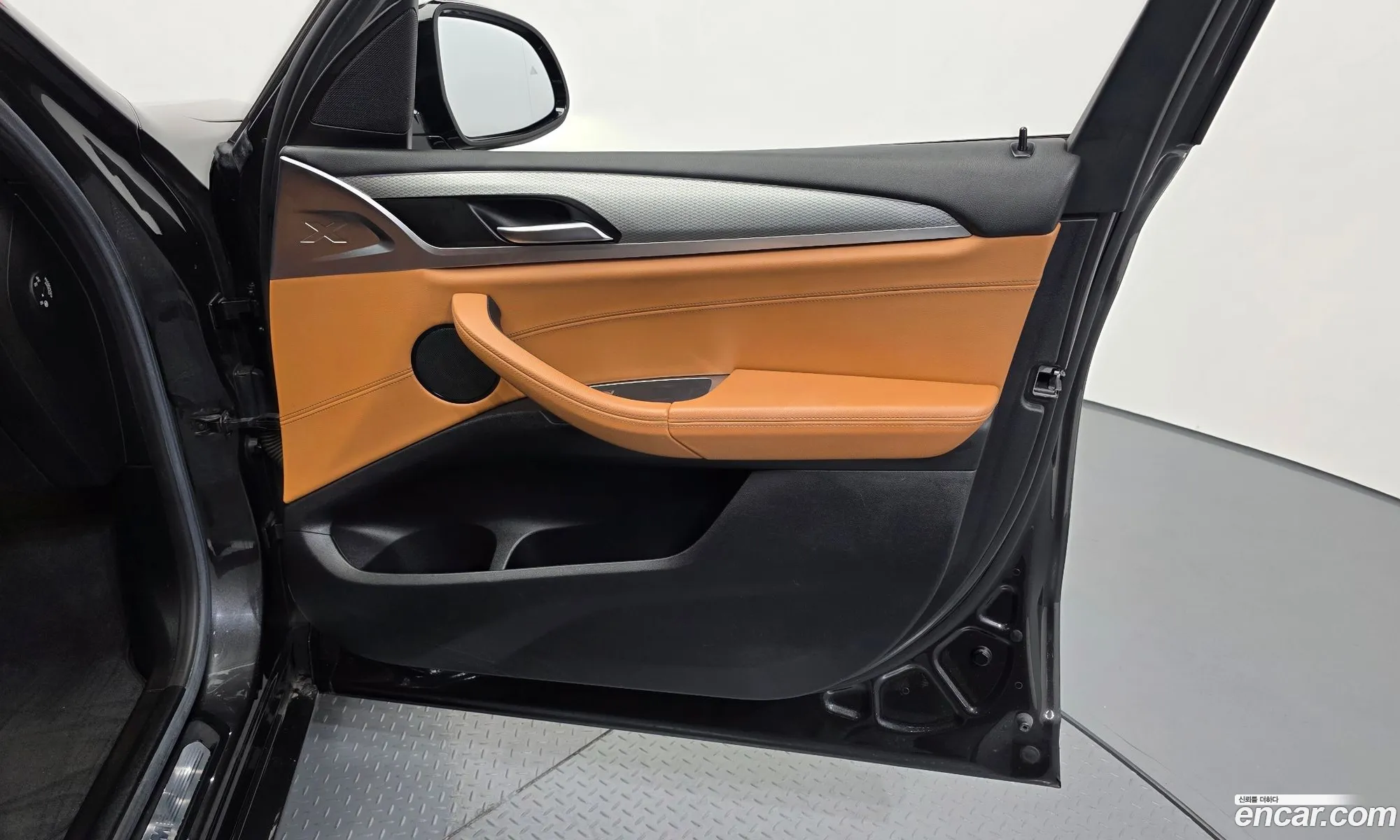 BMW X3 2019 WBAUZ3101KLD19660 — 25