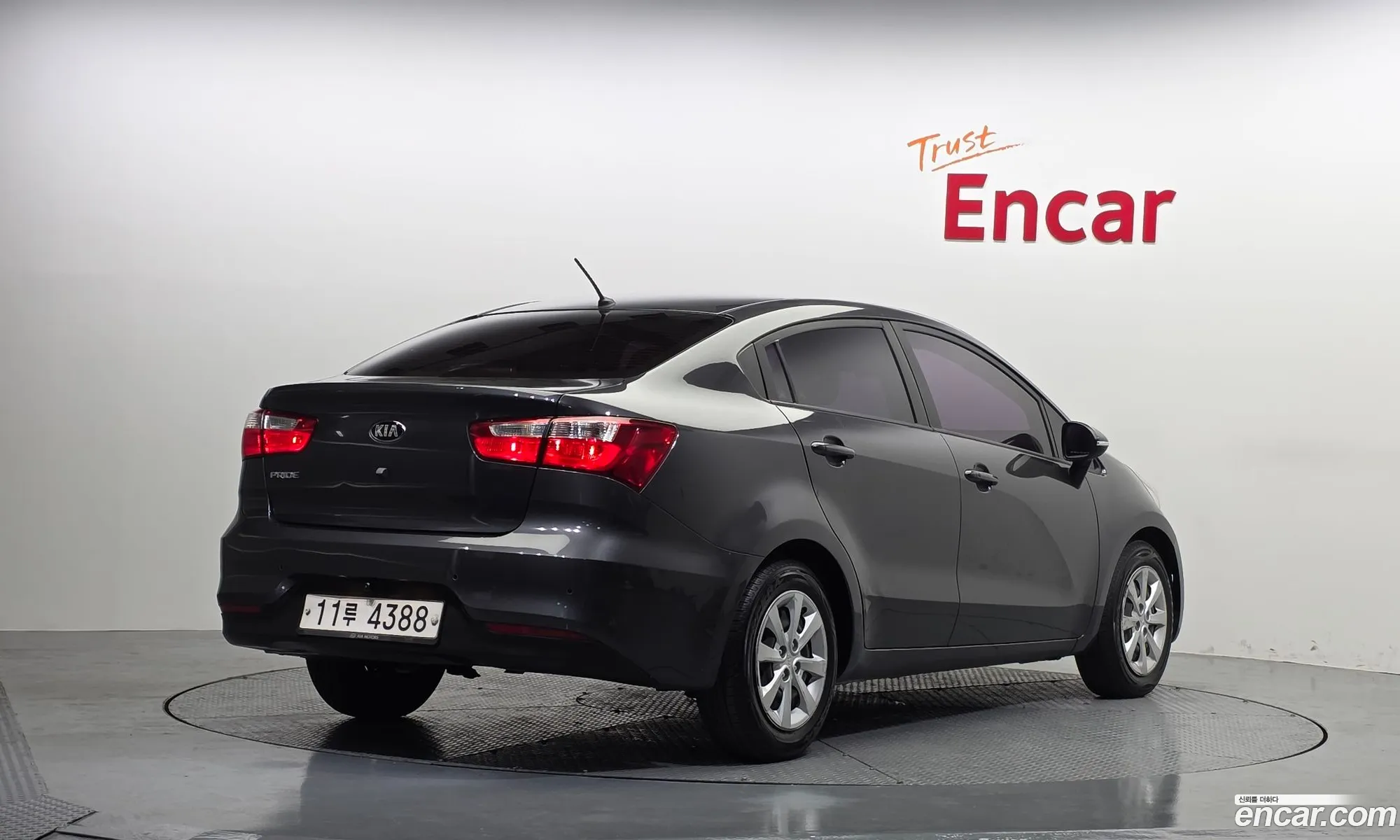 Kia Pride 2015 — 22