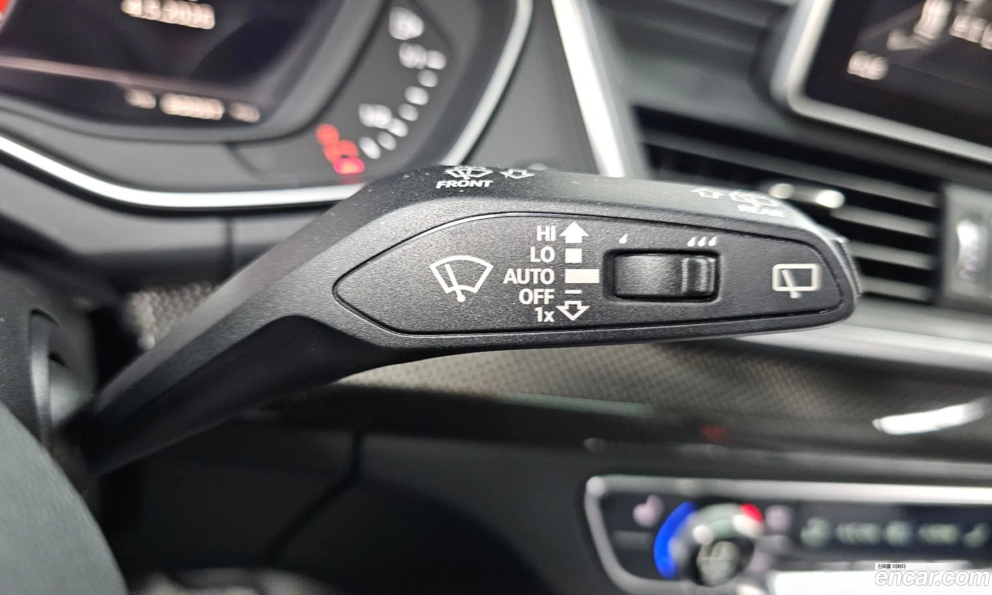 Audi SQ5 2020 WAUZZZFY2L2086884 — 6