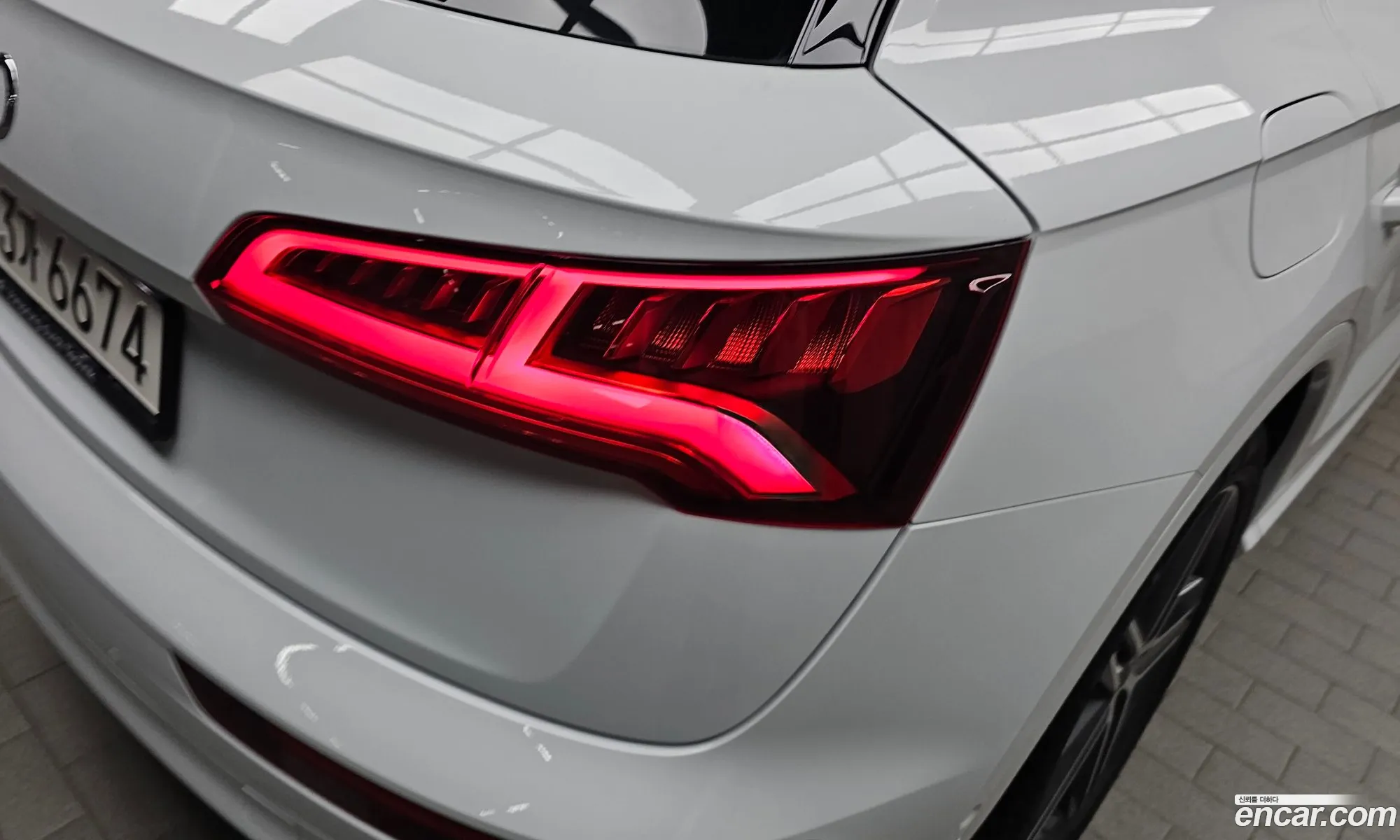 Audi SQ5 2020 WAUZZZFY2L2086884 — 32