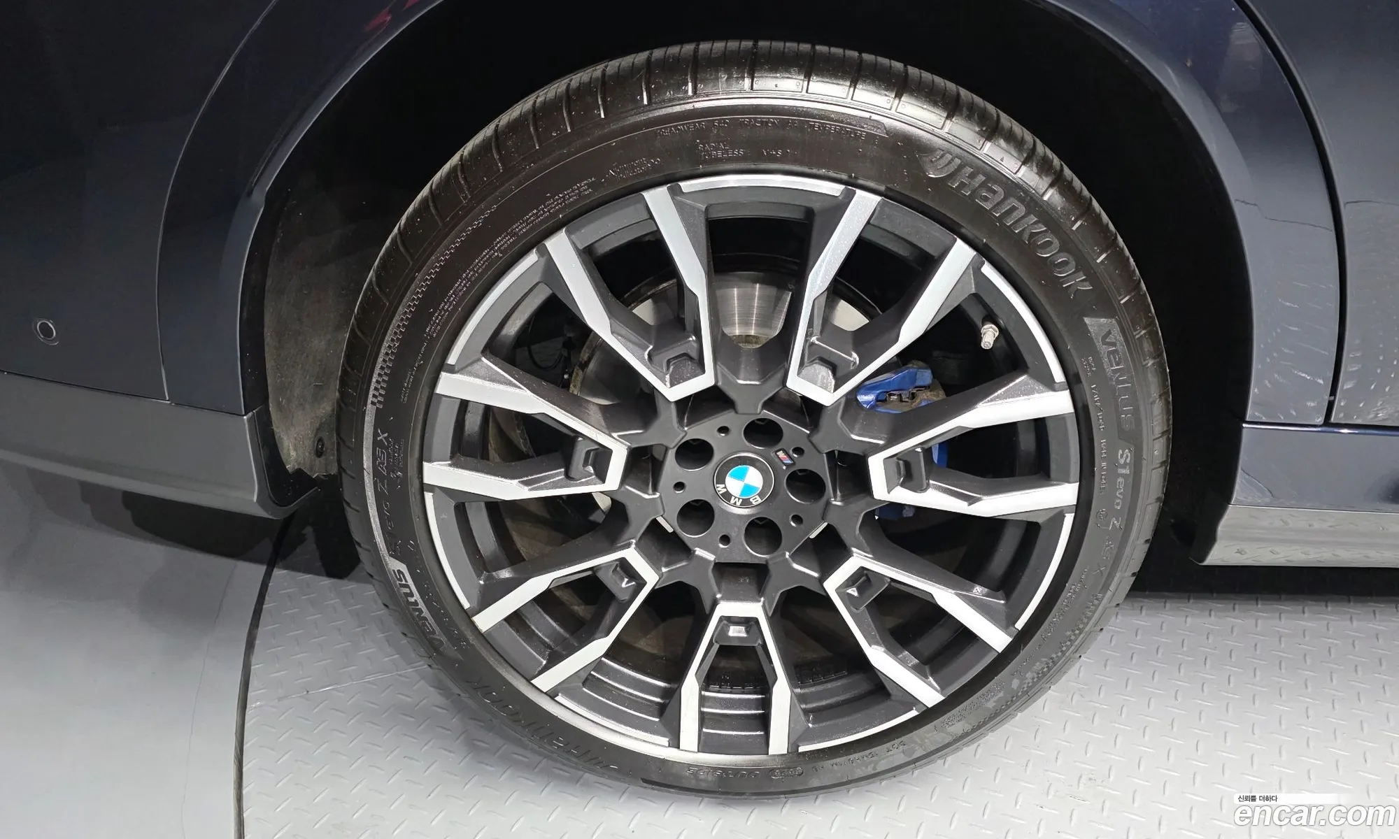 BMW X6 2025 — 30