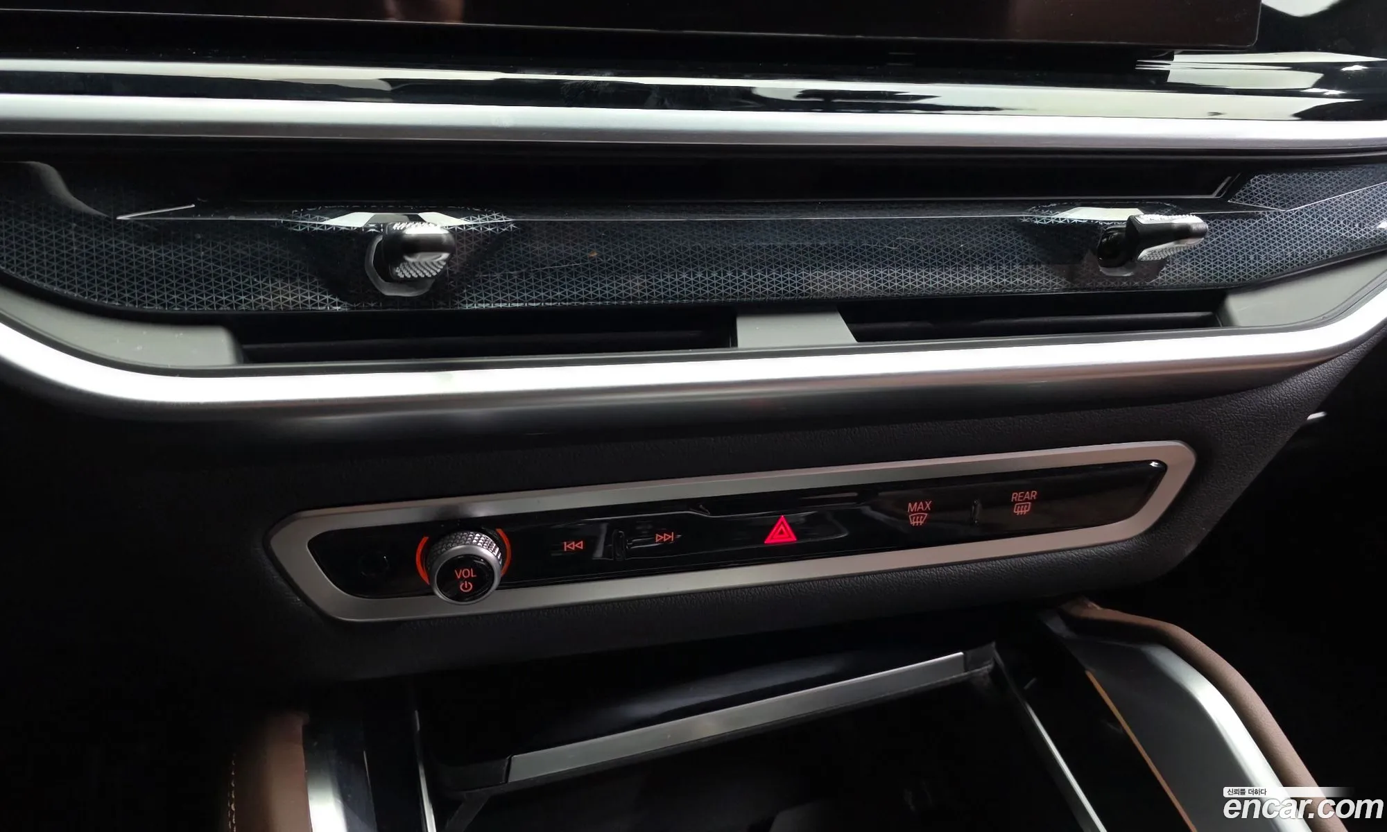 BMW X6 2025 — 7