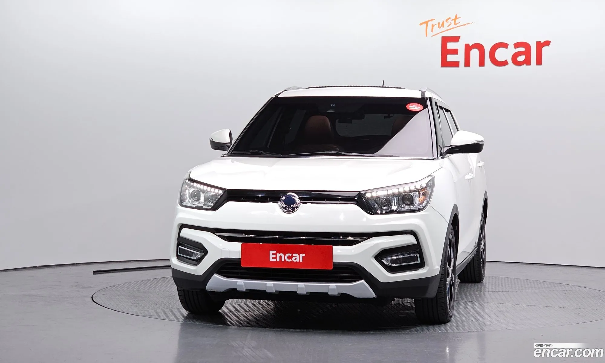 KG Mobility (SsangYong) Tivoli Armour 2017 — 18
