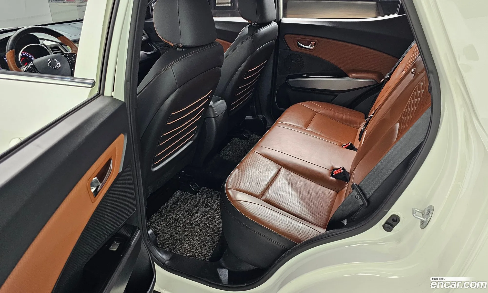 KG Mobility (SsangYong) Tivoli Armour 2017 — 6