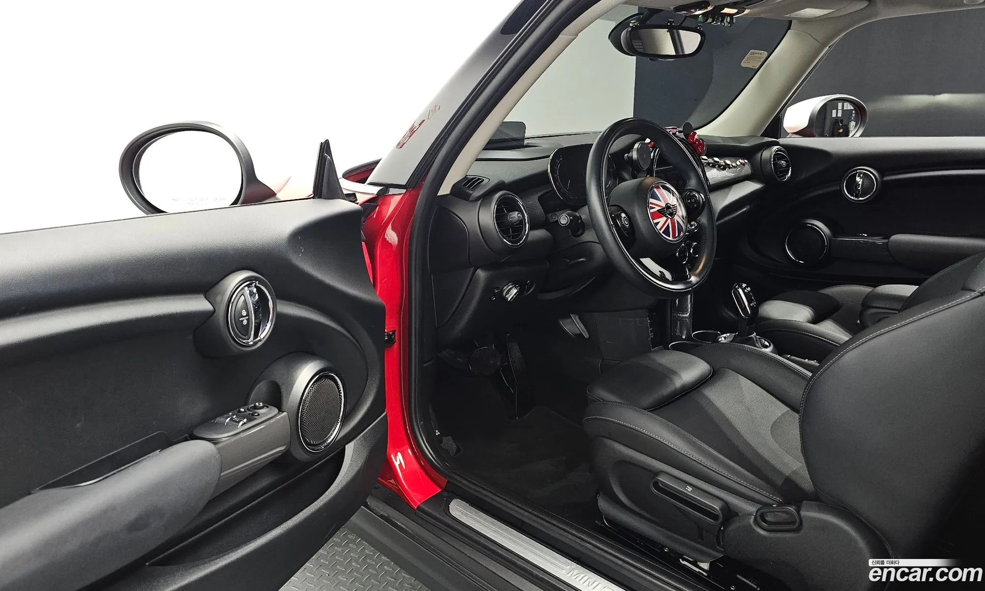 Mini Cooper 2021 WMWXR7101M2N90745 — 24