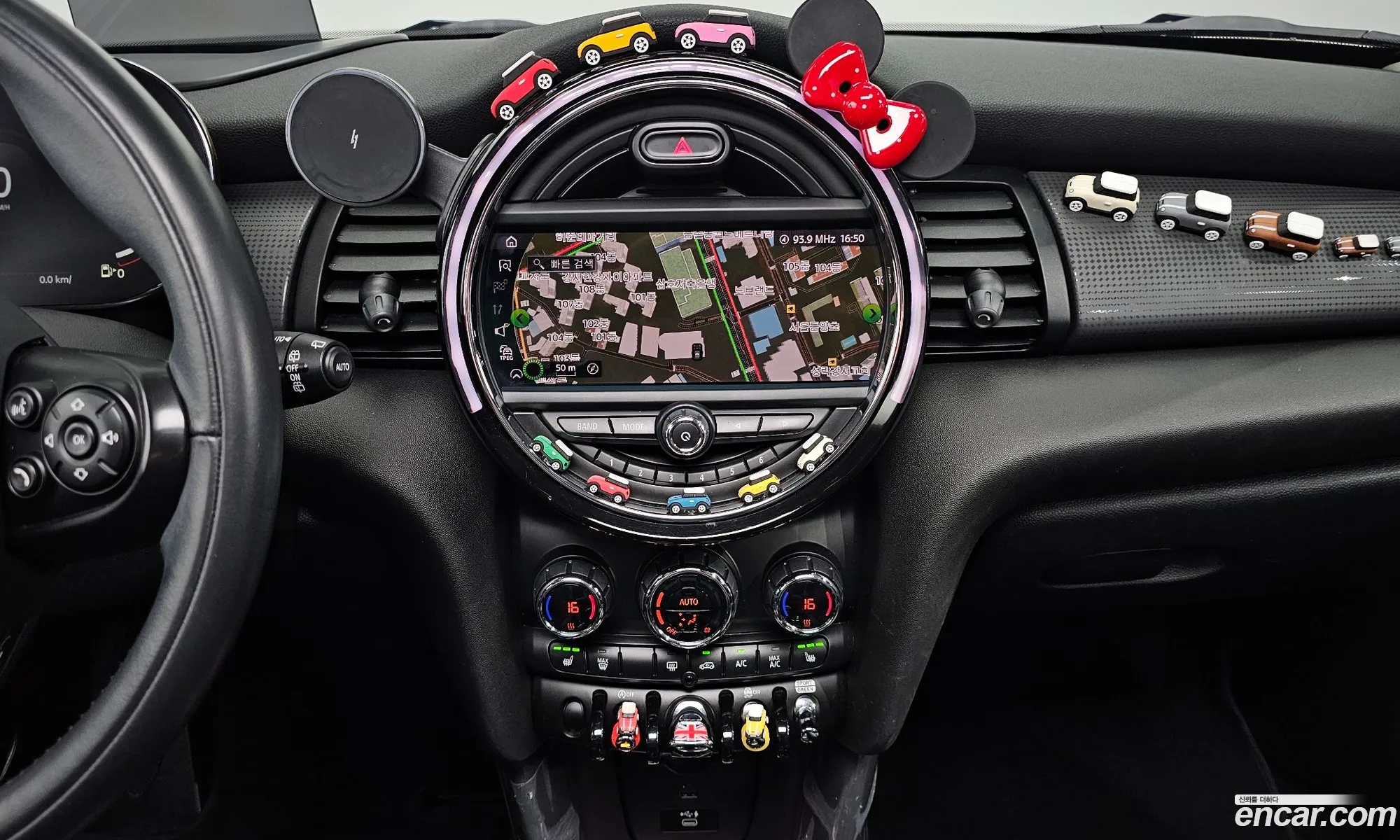 Mini Cooper 2021 WMWXR7101M2N90745 — 9