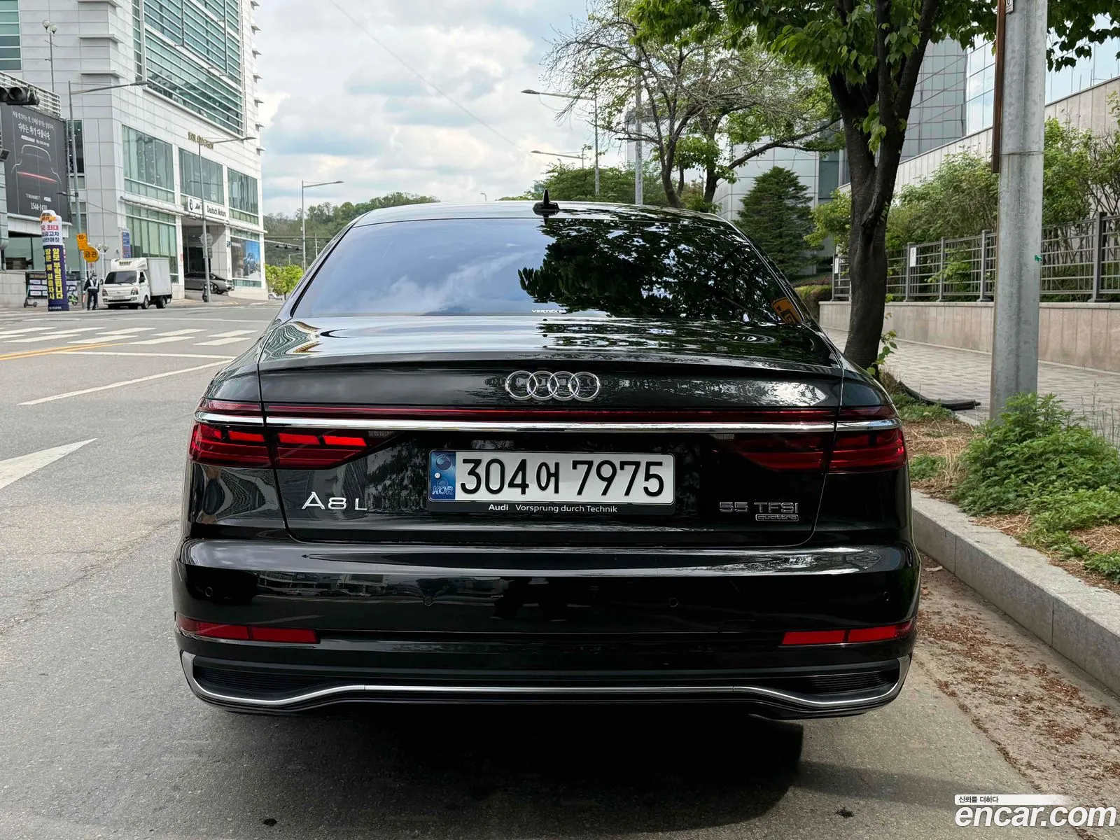Audi A8 2023 — 2